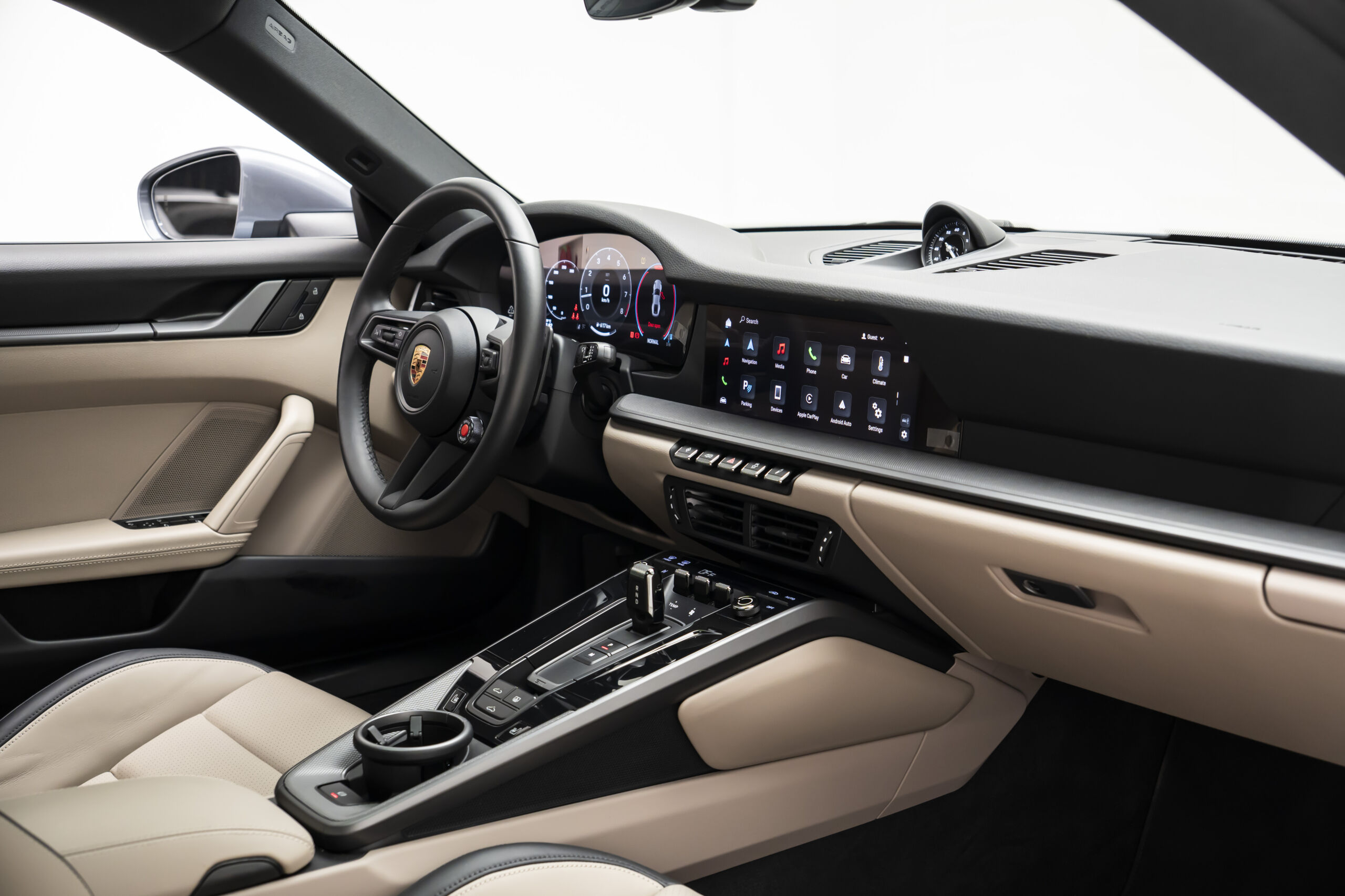 
								2025 Porsche 911 Carrera Coupe full									