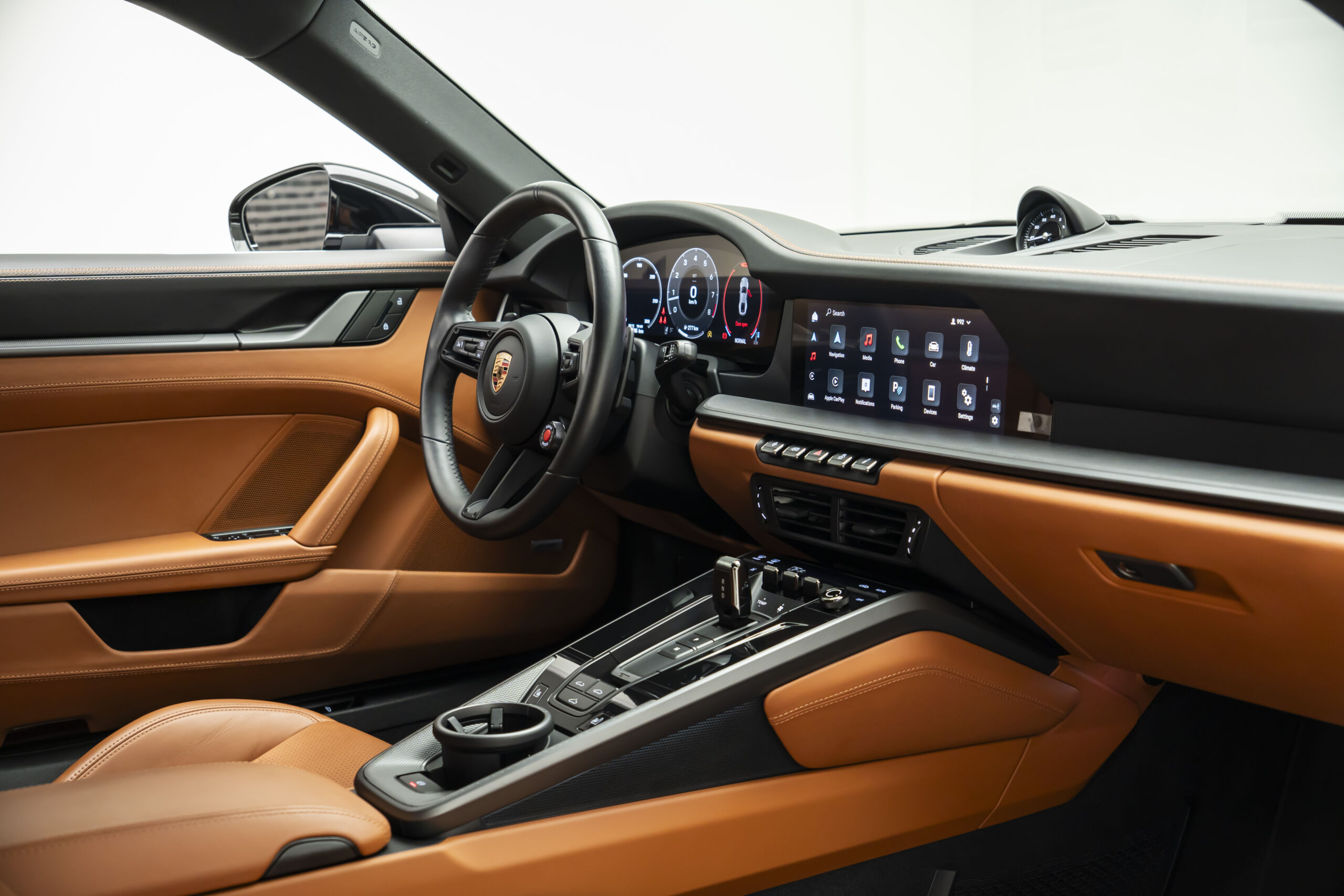 
								2025 Porsche 911 Carrera Coupe full									