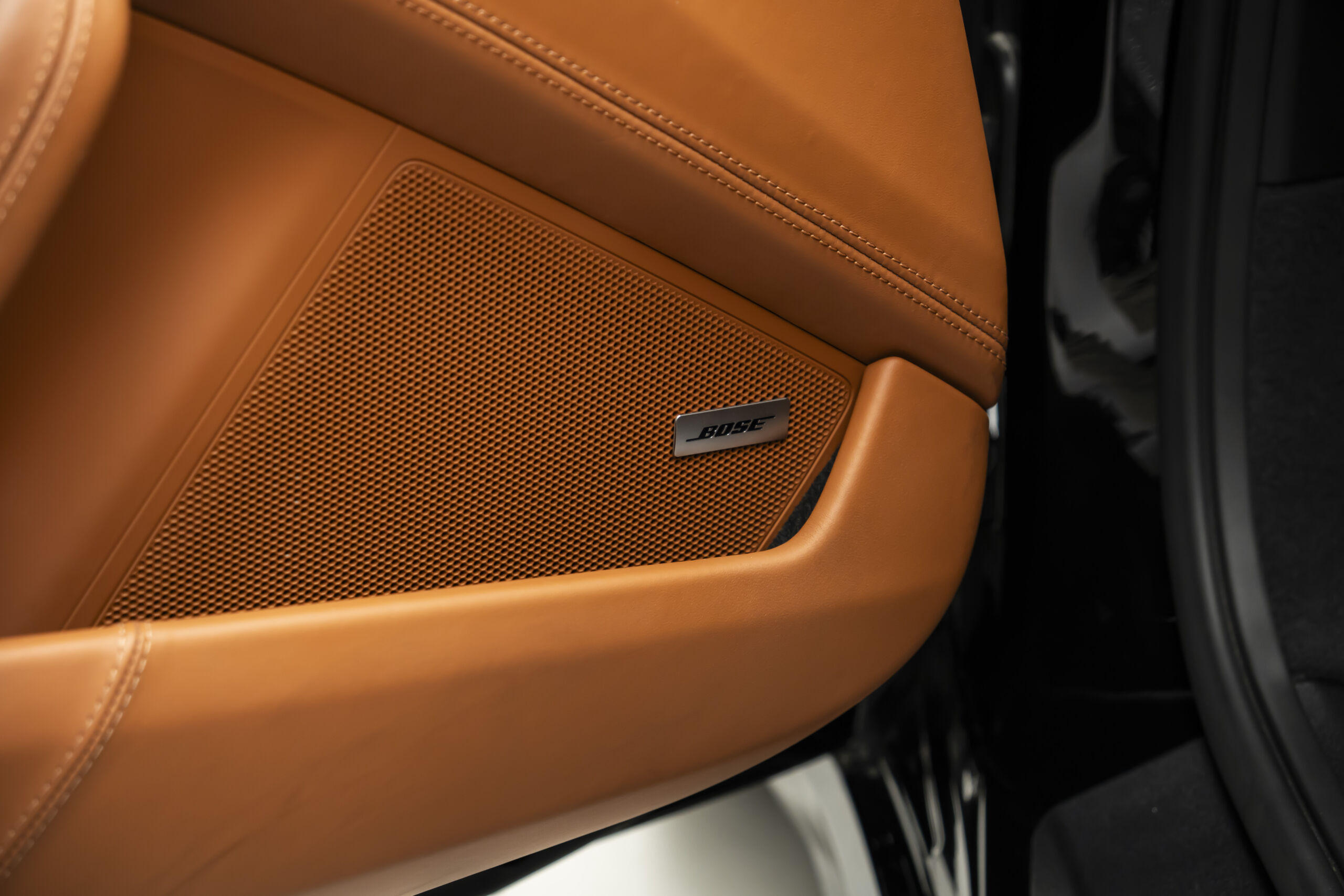 
								2025 Porsche 911 Carrera Coupe full									
