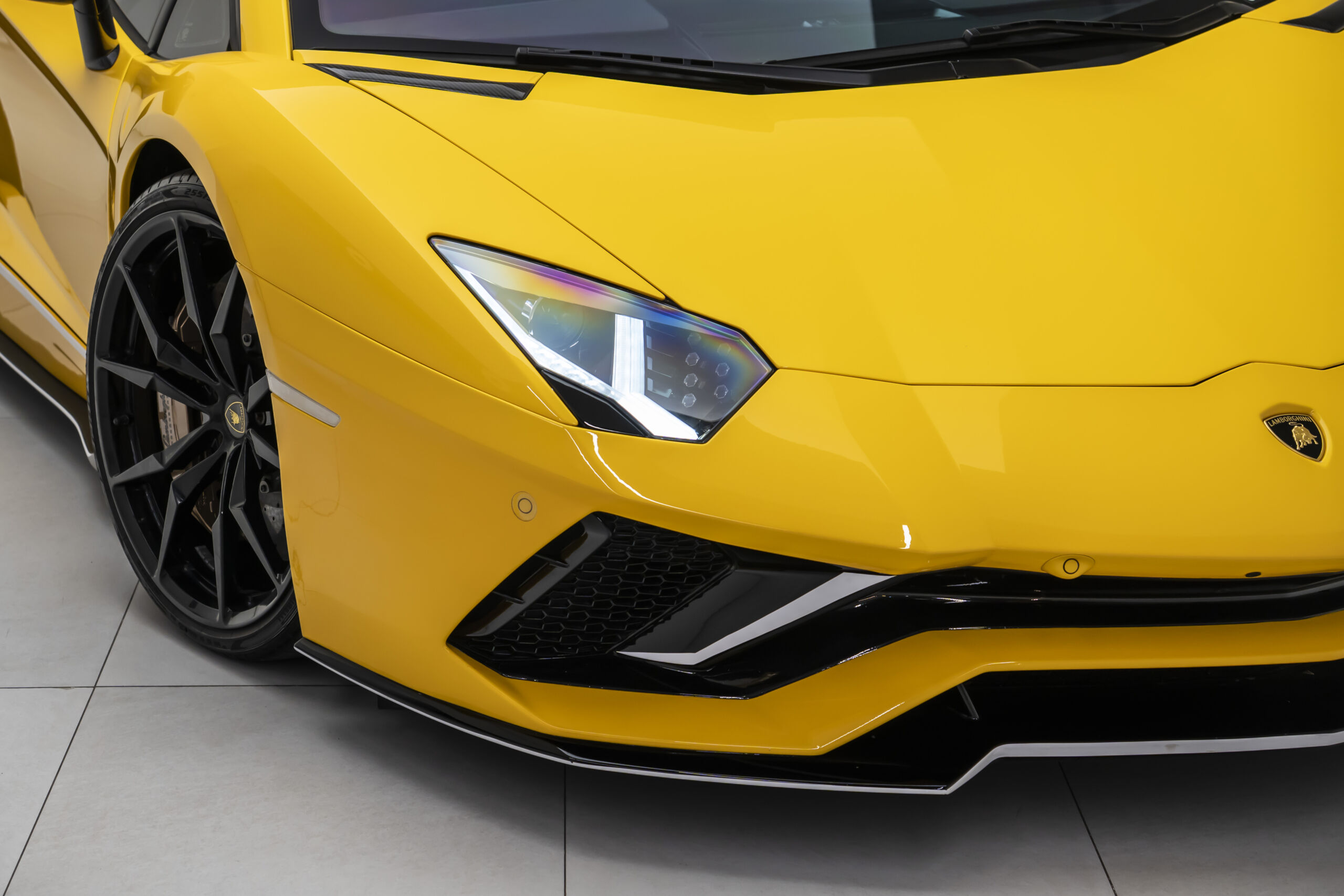 
								2018 Lamborghini Aventador S Coupe LP 740-4 full									