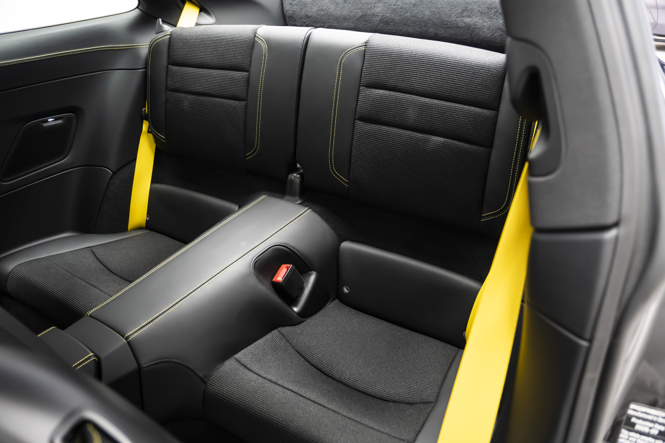 
								2026 Porsche 911 GT3 Touring full									