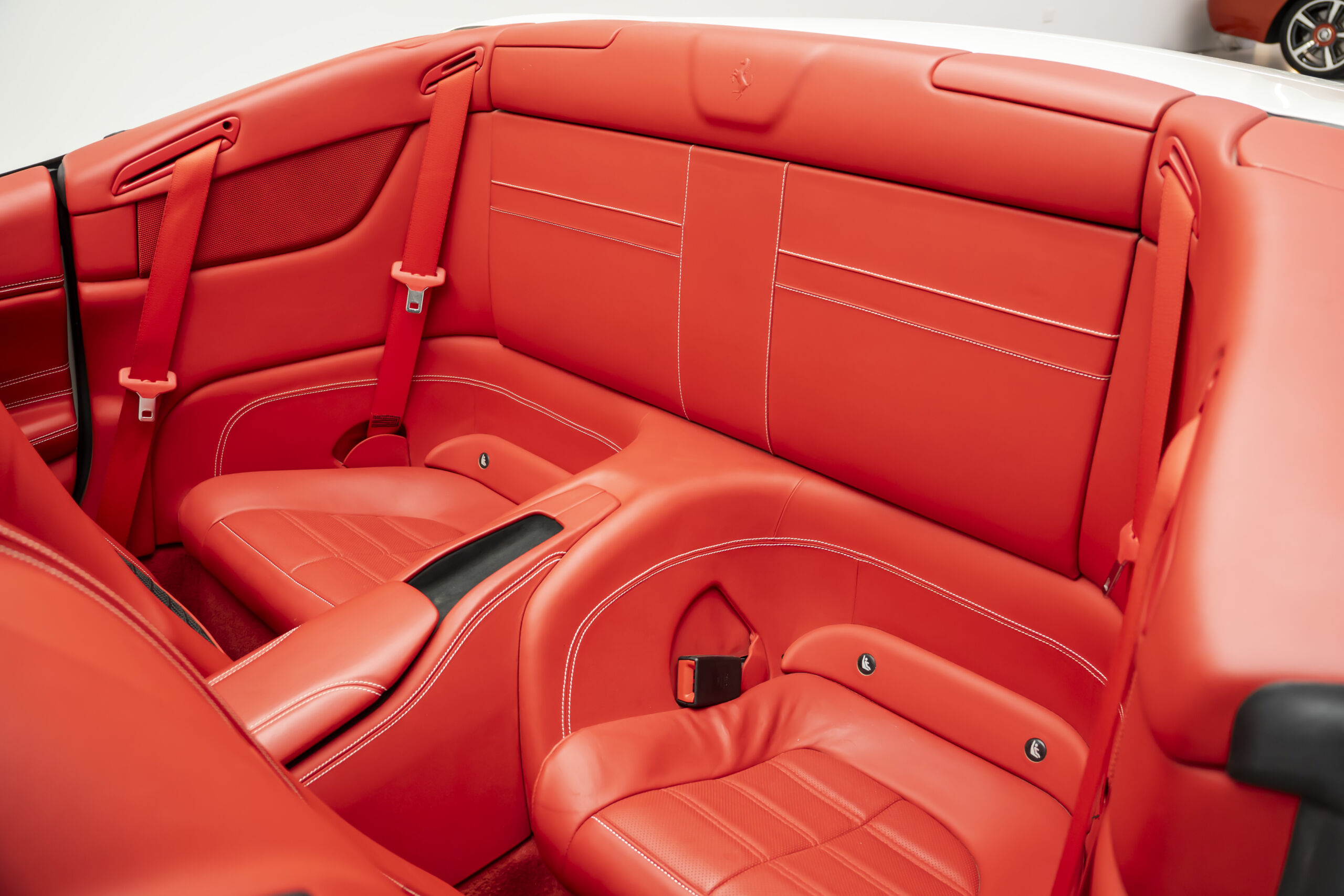 
								2016 Ferrari California T full									