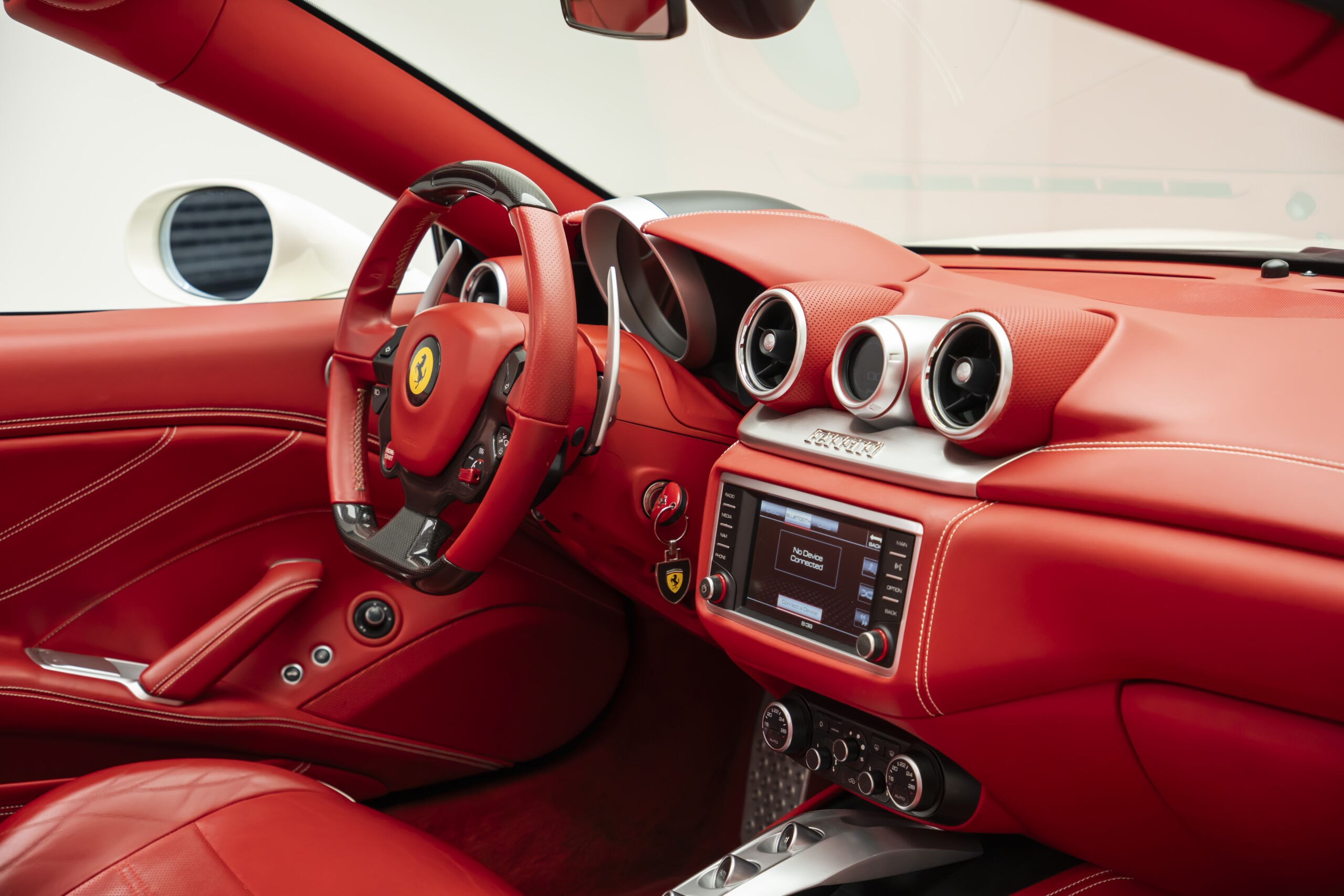 
								2016 Ferrari California T full									
