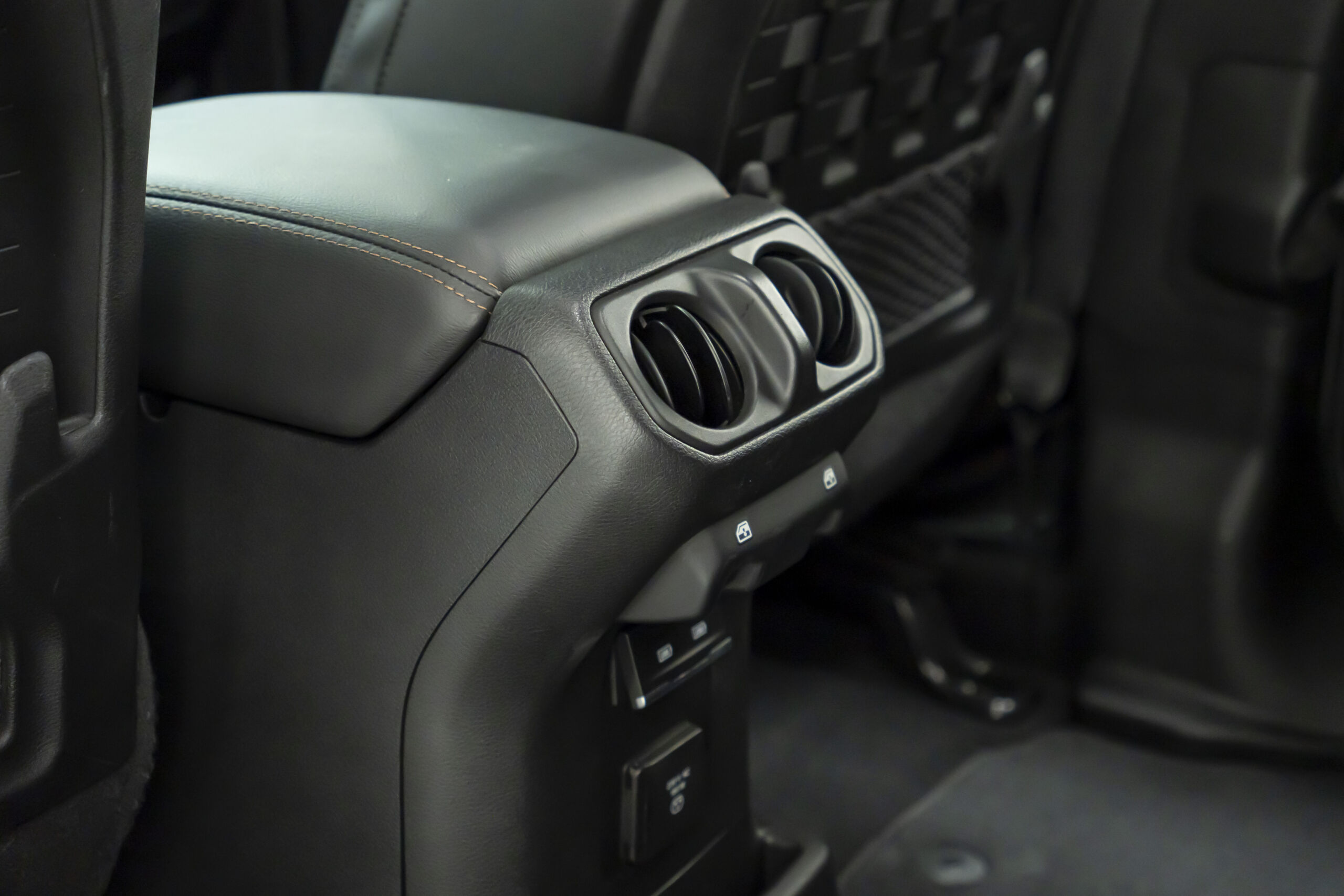 
								2021 Jeep Wrangler Rubicon 392 full									