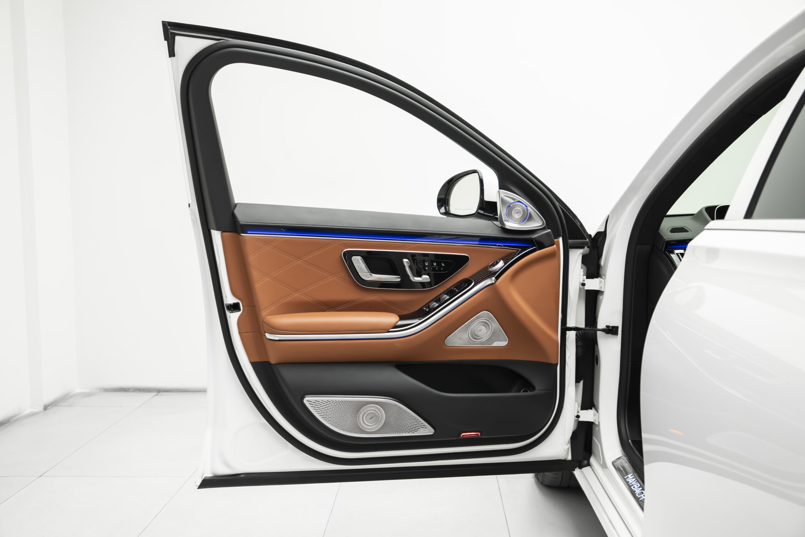 
								2022 Mercedes Maybach S 680 4MATIC full									
