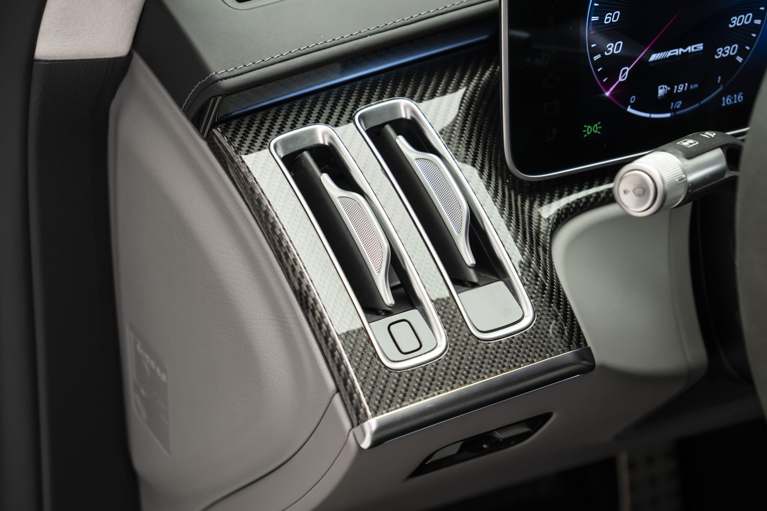 
								2023 Mercedes AMG S 63 E Performance full									