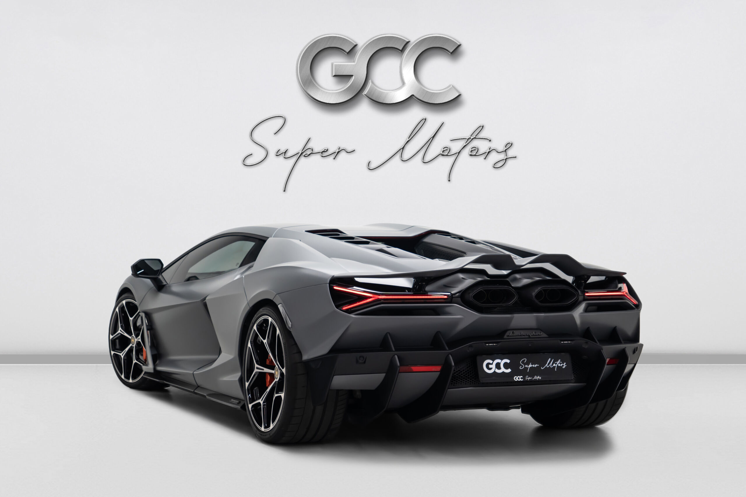 2024 Lamborghini Revuelto
