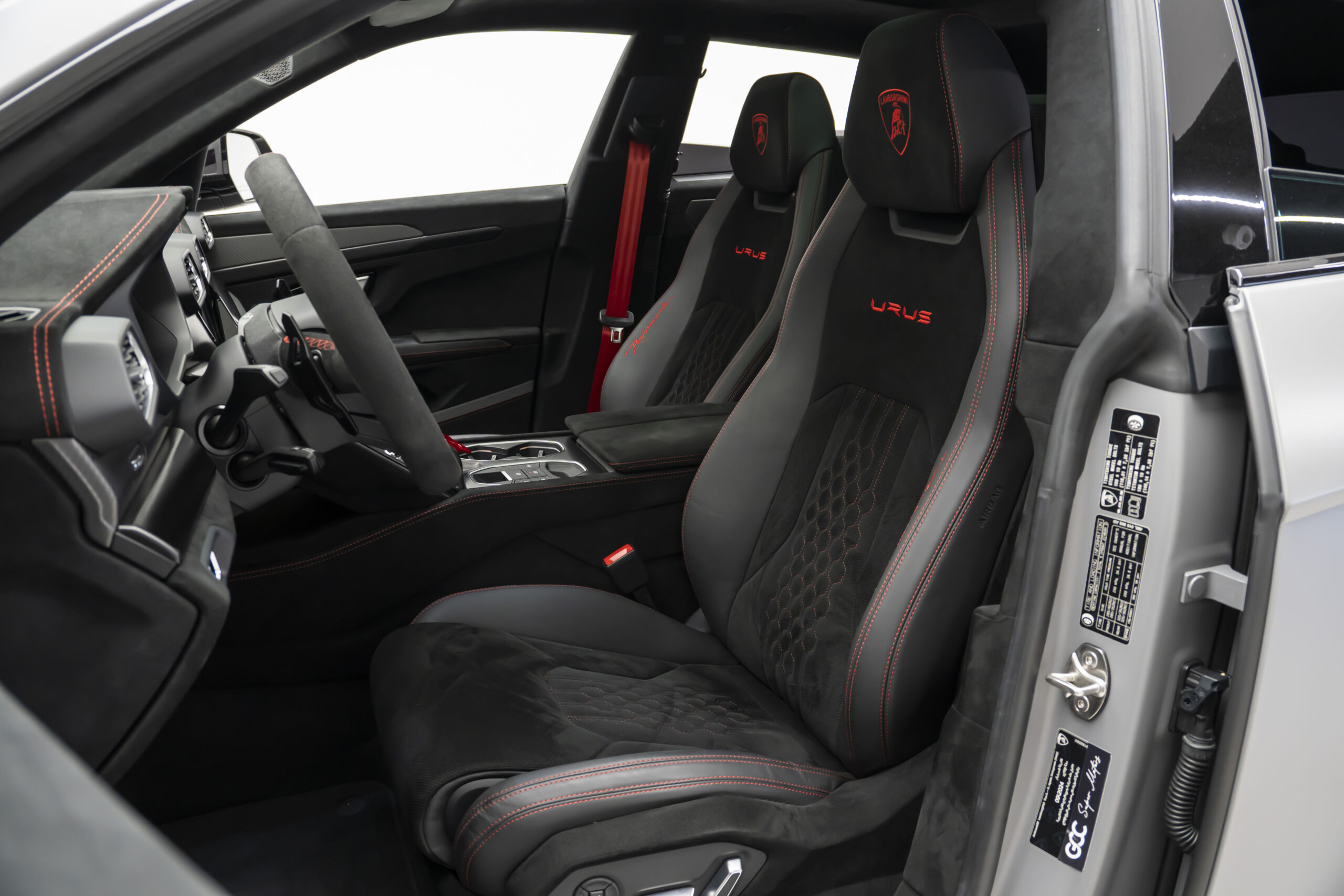 
								2024 Lamborghini Urus Performante full									
