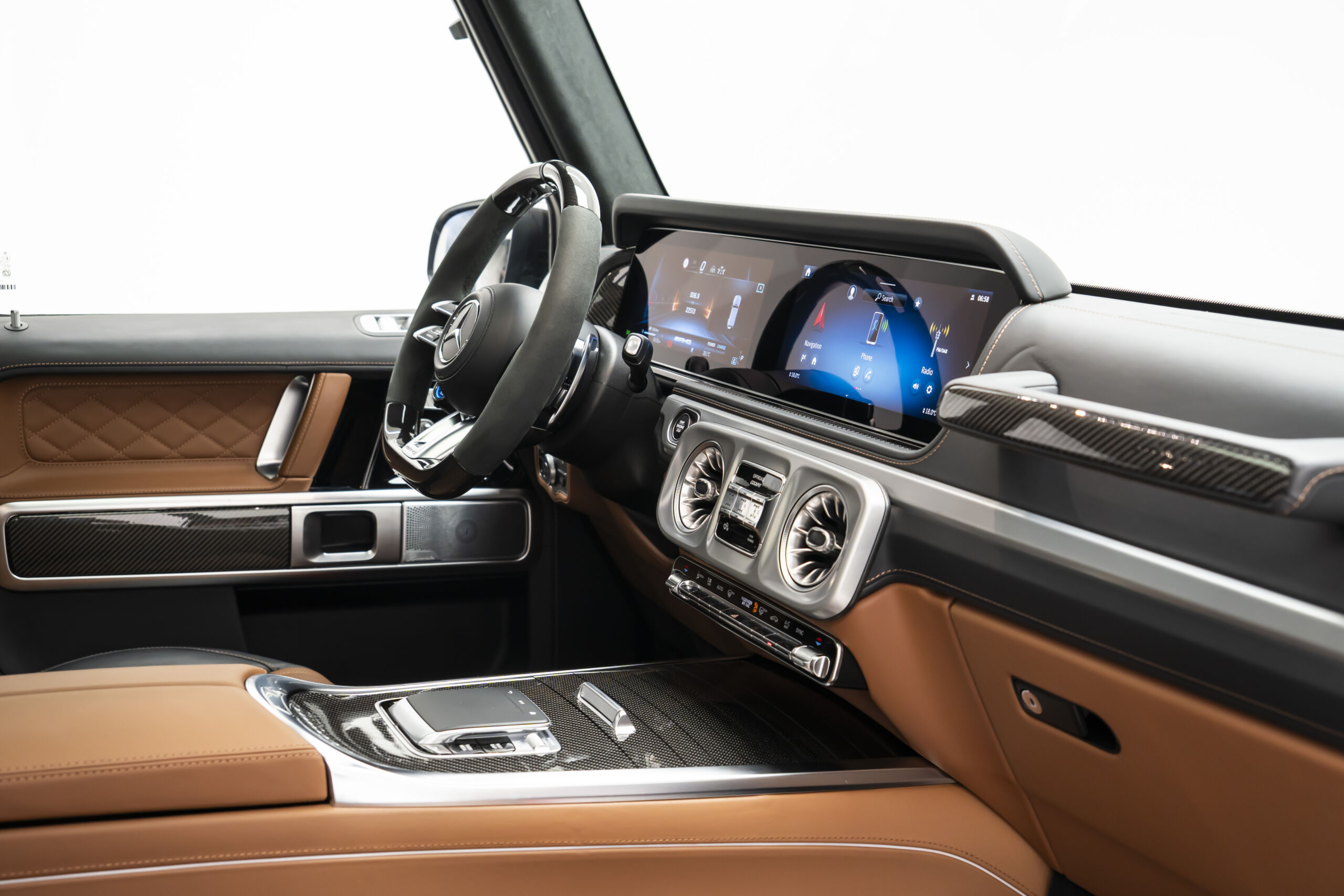 
								2025 Mercedes AMG G63 4MATIC Plus full									