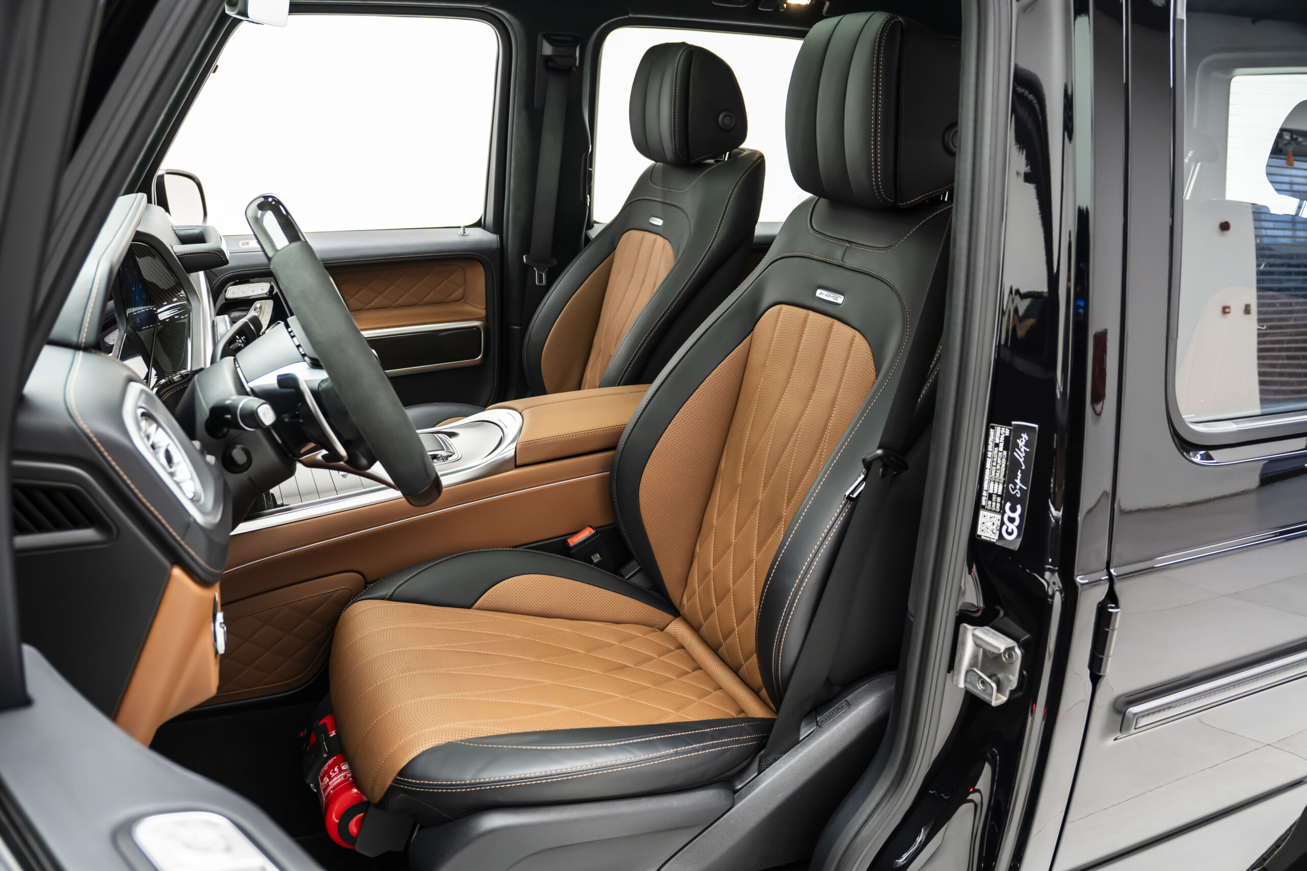 
								2025 Mercedes AMG G63 4MATIC Plus full									