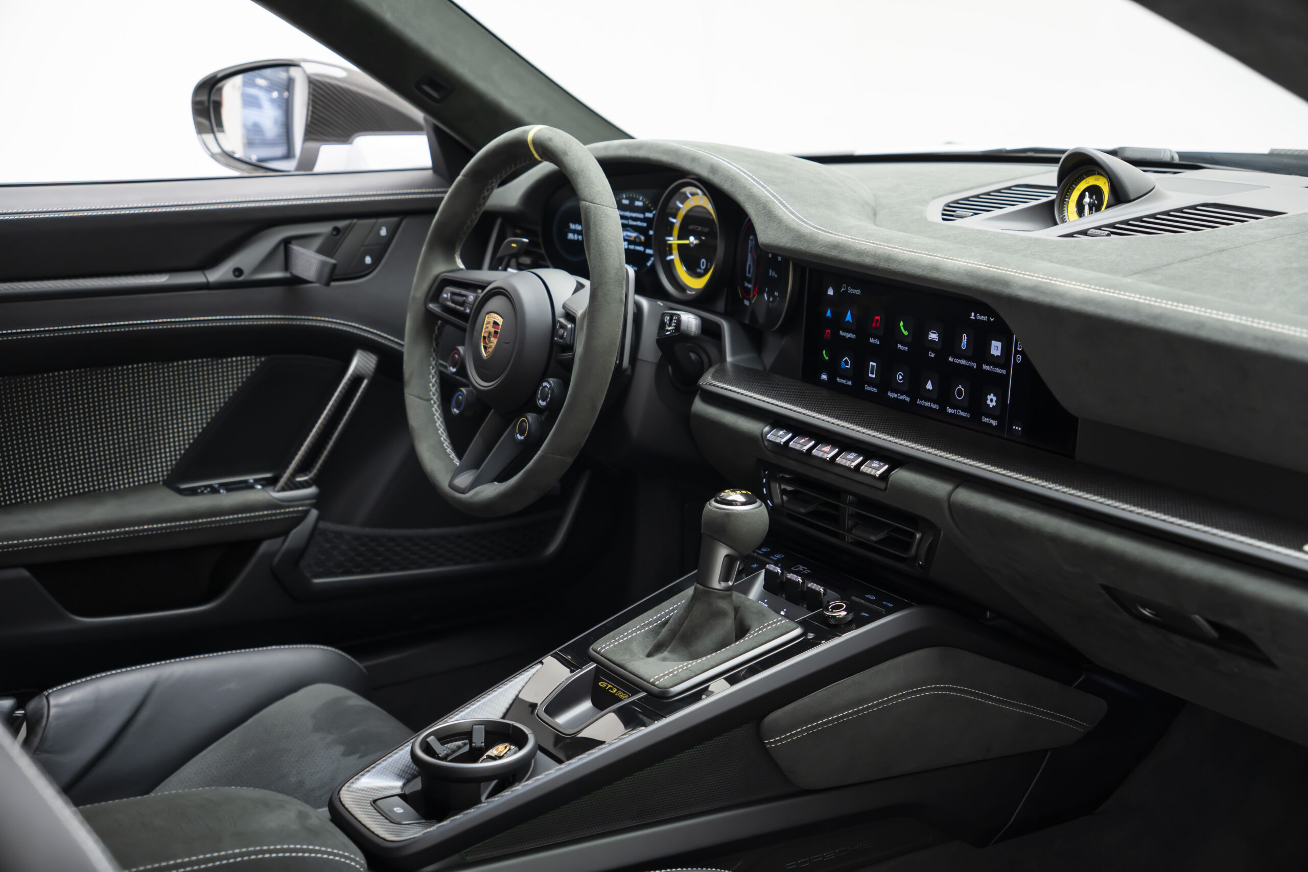 
								2025 Porsche 911 GT3 RS Weissach Clubsport Package full									