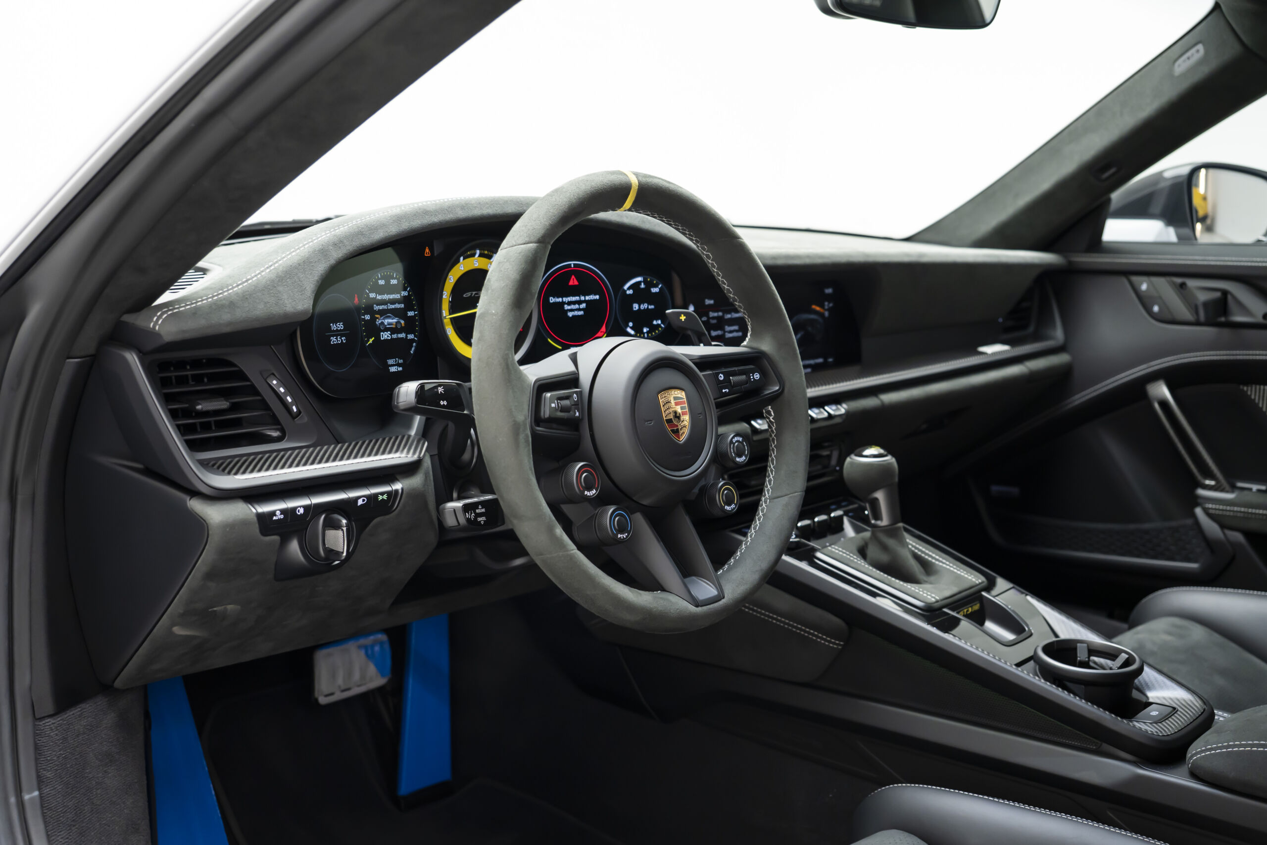 
								2025 Porsche 911 GT3 RS Weissach Clubsport Package full									