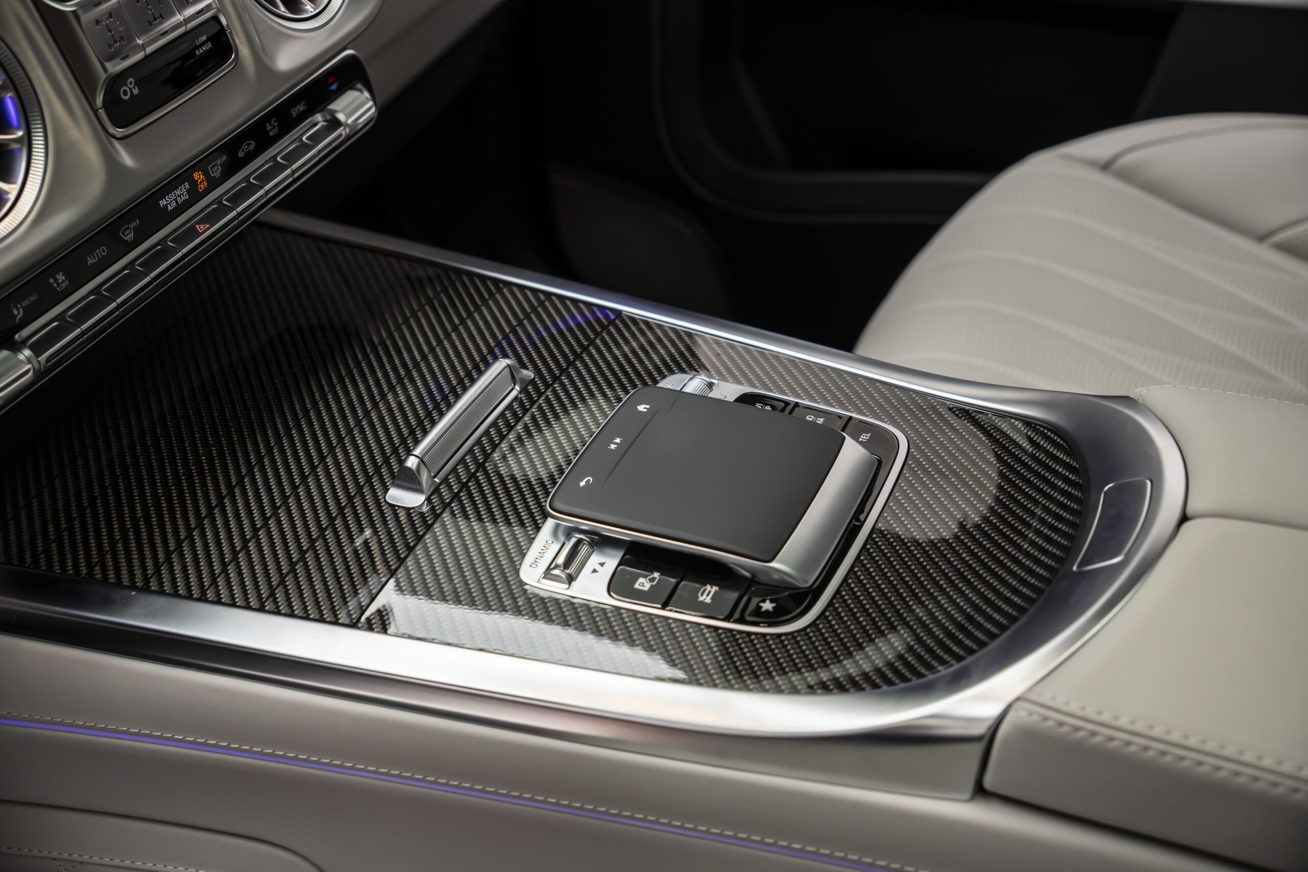 
								2025 Mercedes AMG G63 4MATIC Exclusive MANUFAKTUR full									