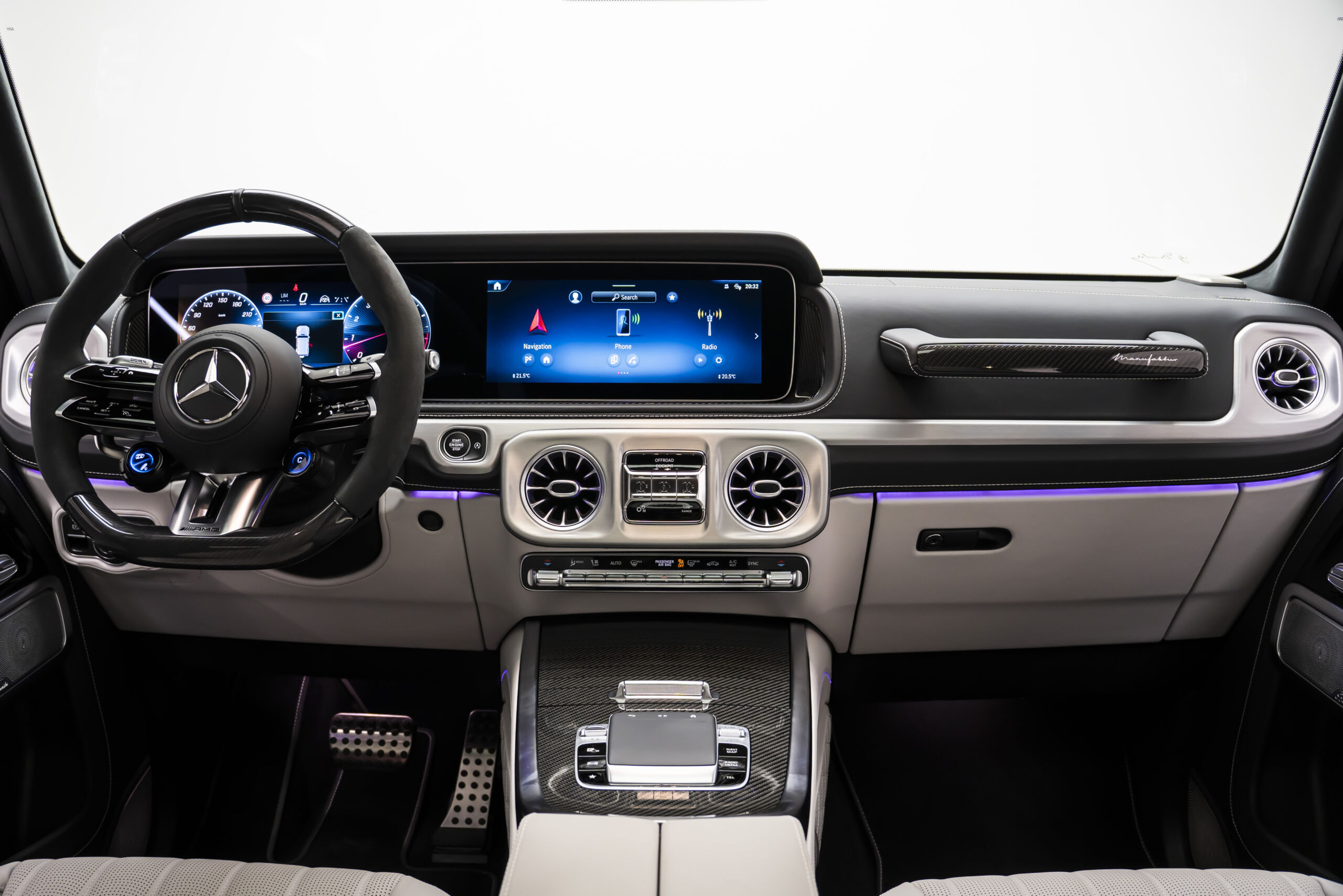 
								2025 Mercedes AMG G63 4MATIC Exclusive MANUFAKTUR full									