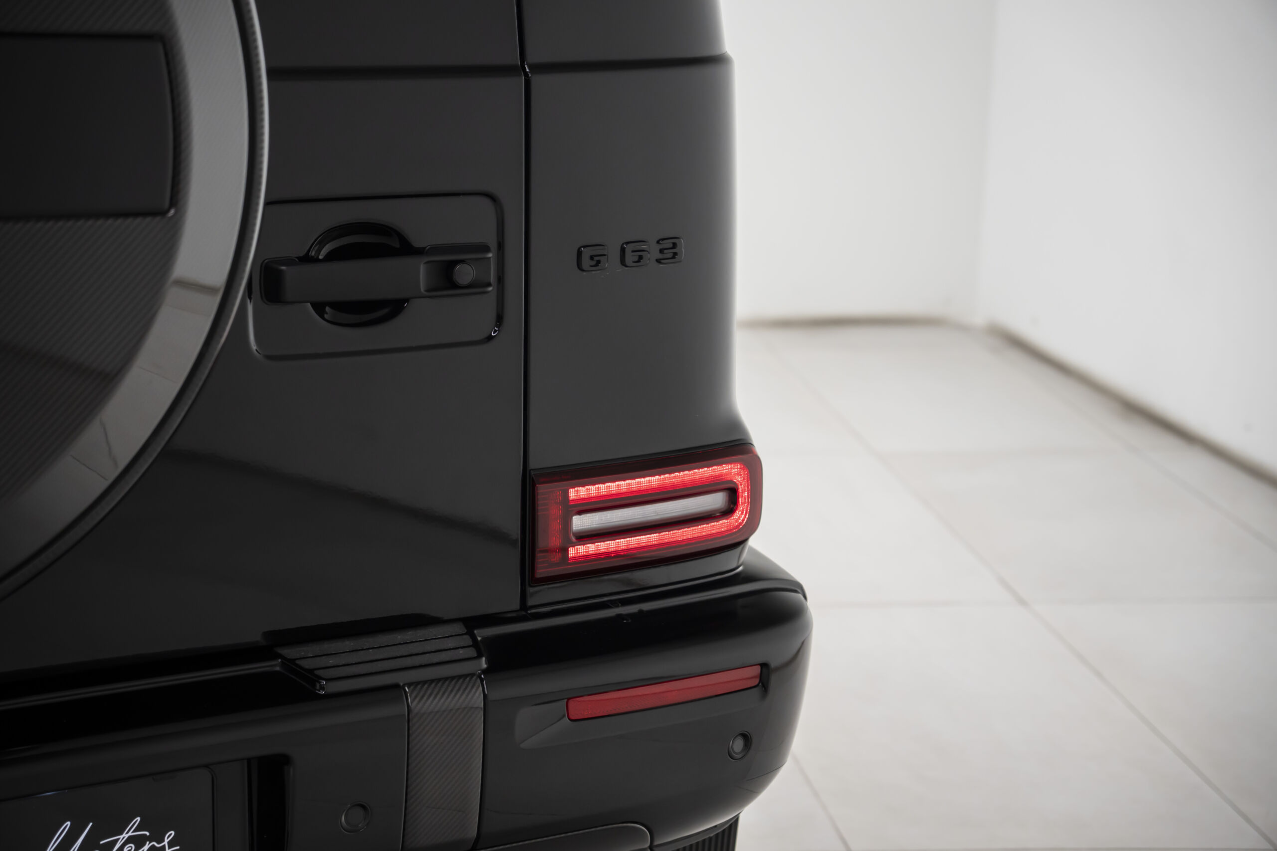 
								2025 Mercedes AMG G63 4MATIC Exclusive MANUFAKTUR full									