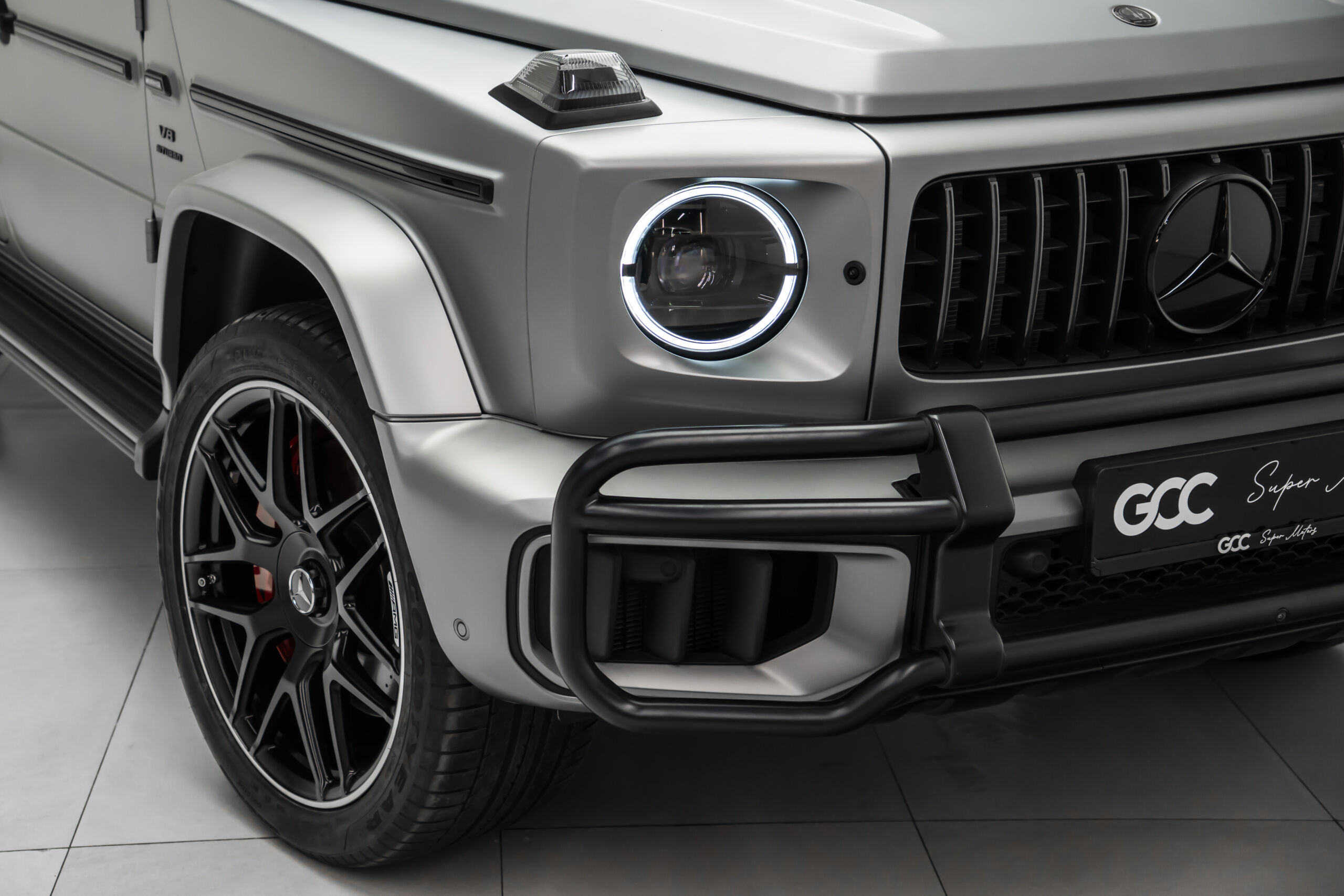
								2025 Mercedes AMG G63 Performance Package full									