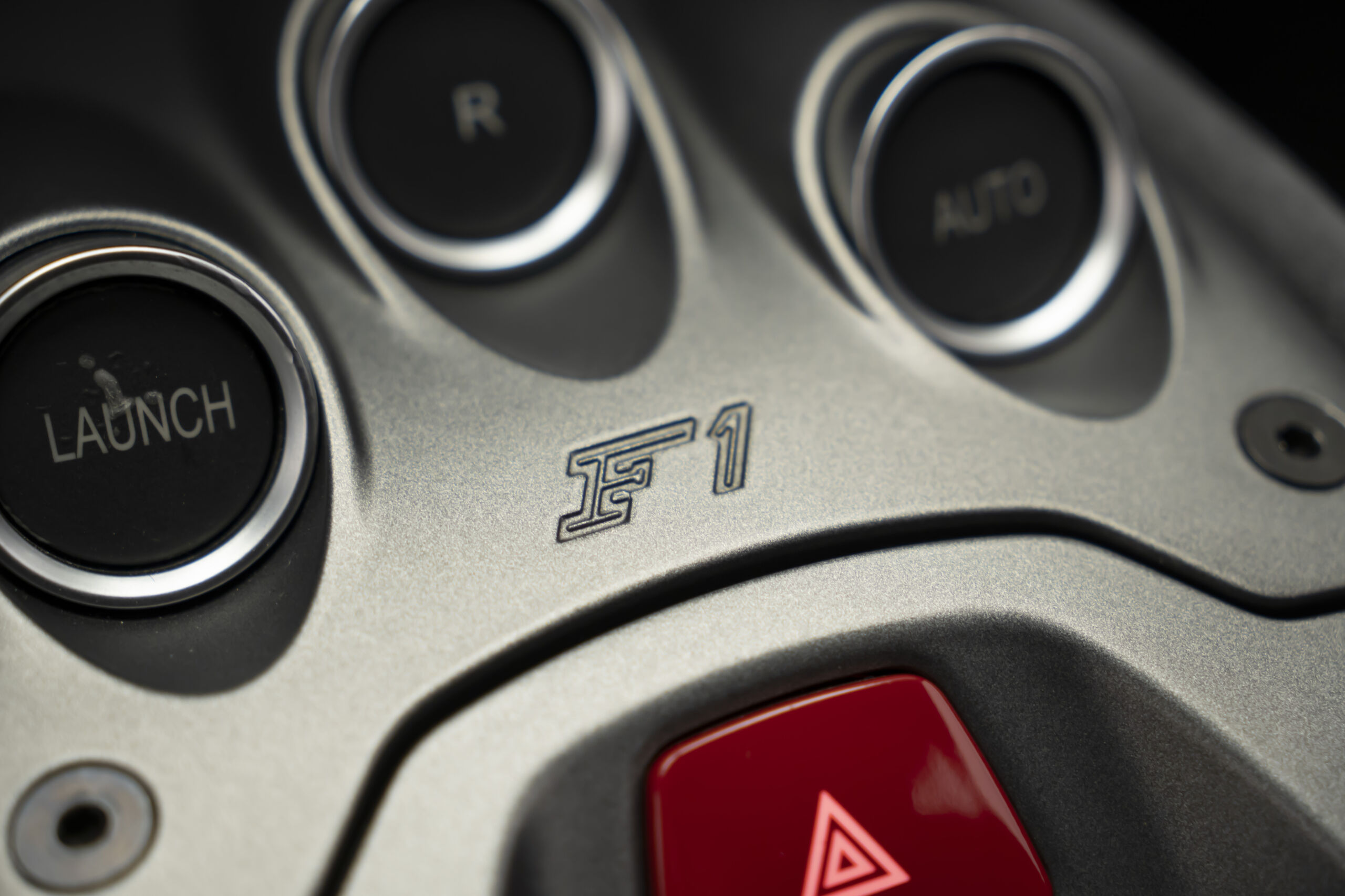 
								2014 Ferrari 458 Italia Disegno di Pininfarina full									