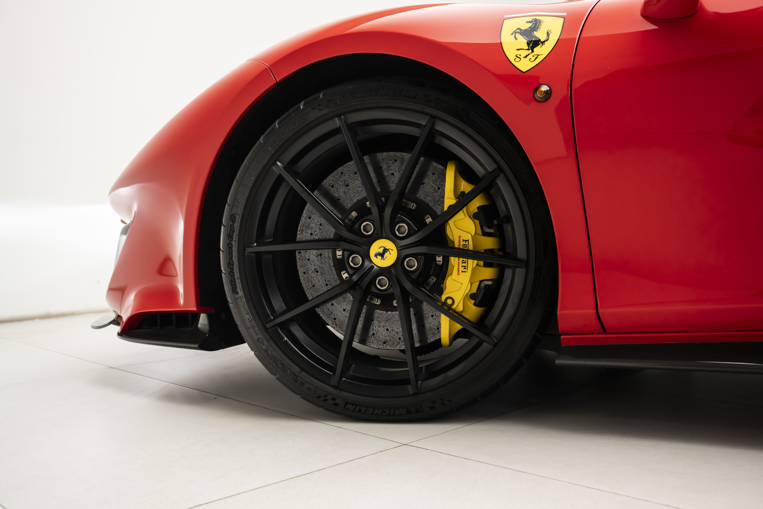 
								2019 Ferrari 488 Pista Coupe full									