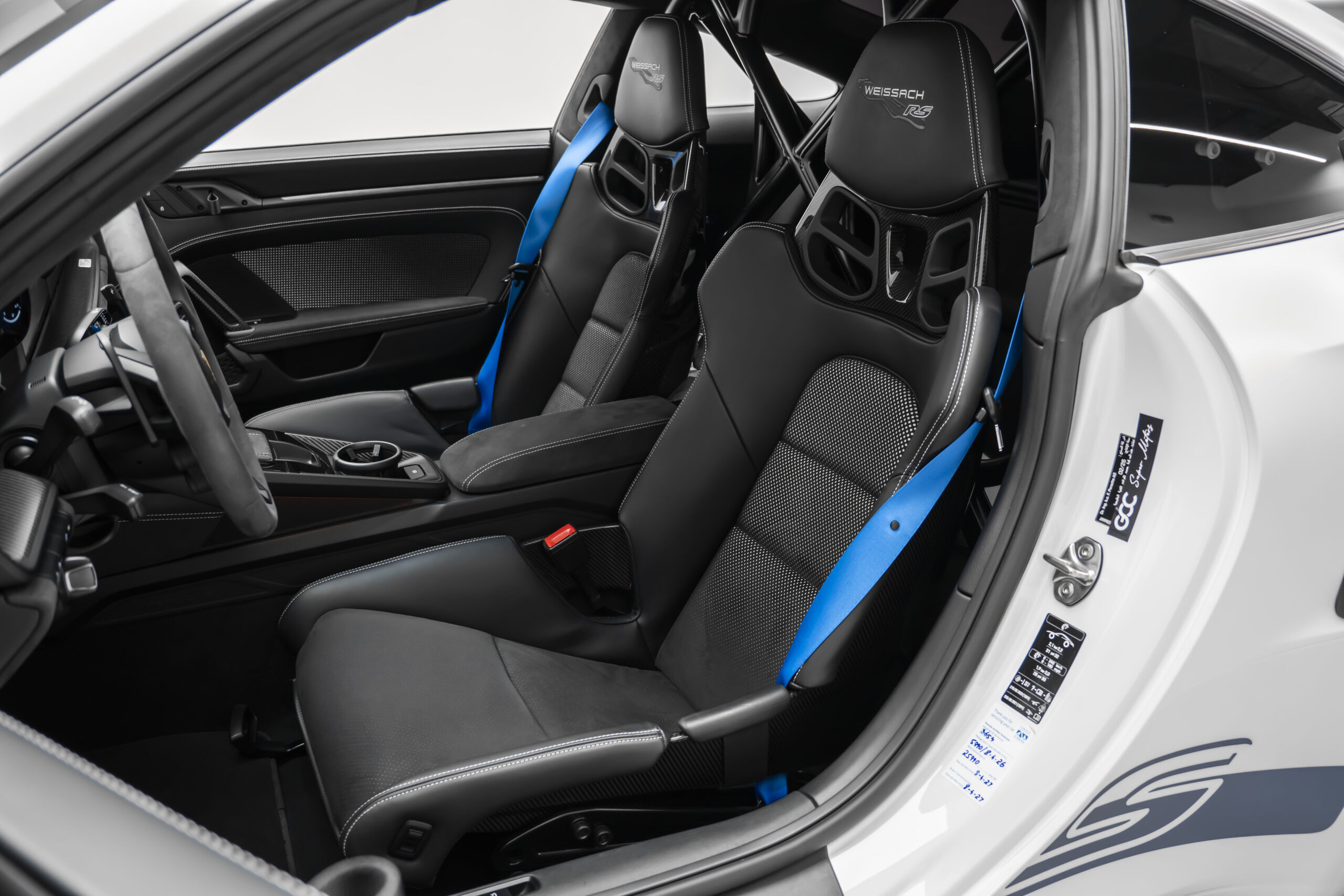 
								2025 Porsche 911 GT3 RS Weissach Package full									