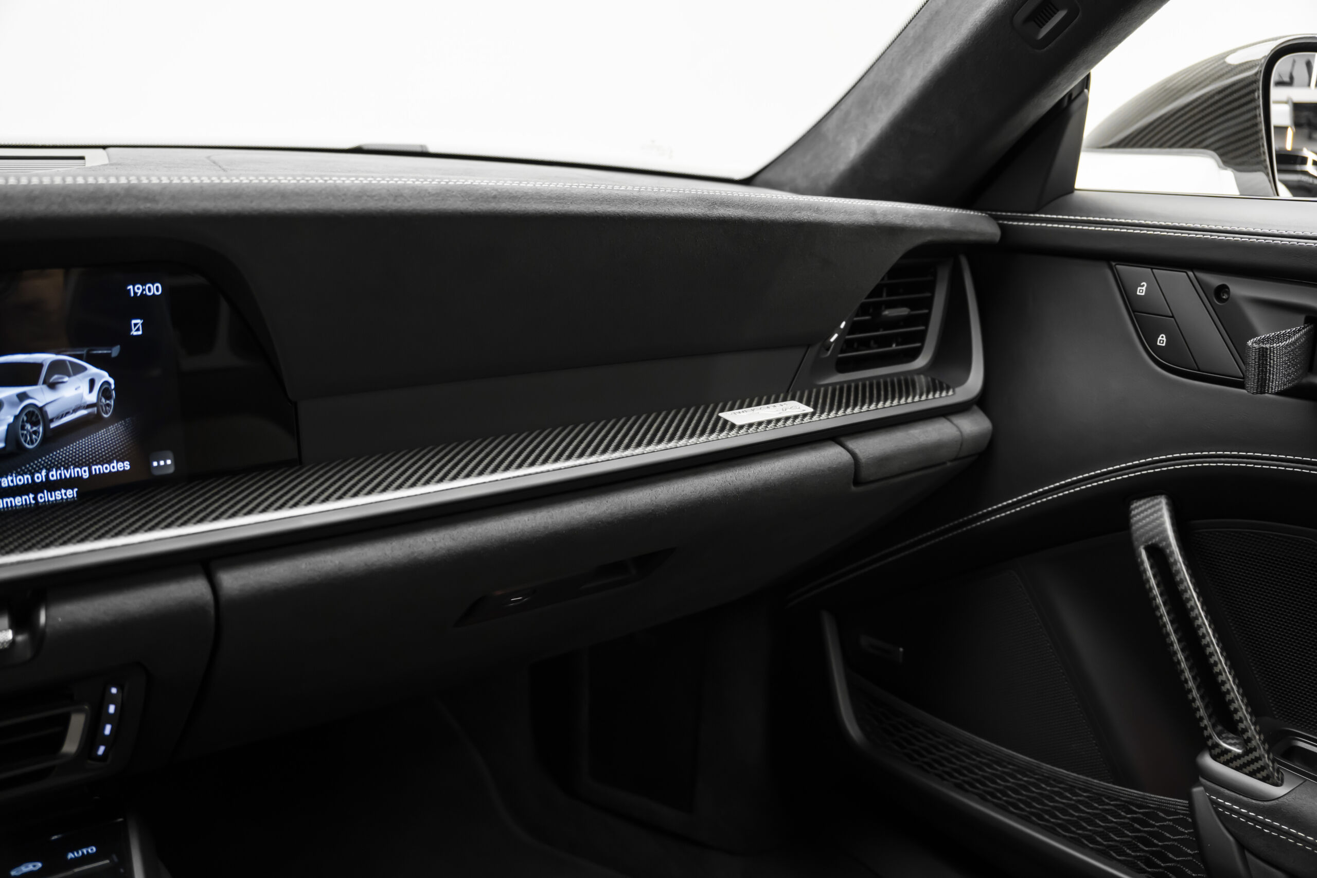 
								2025 Porsche 911 GT3 RS Weissach Package full									