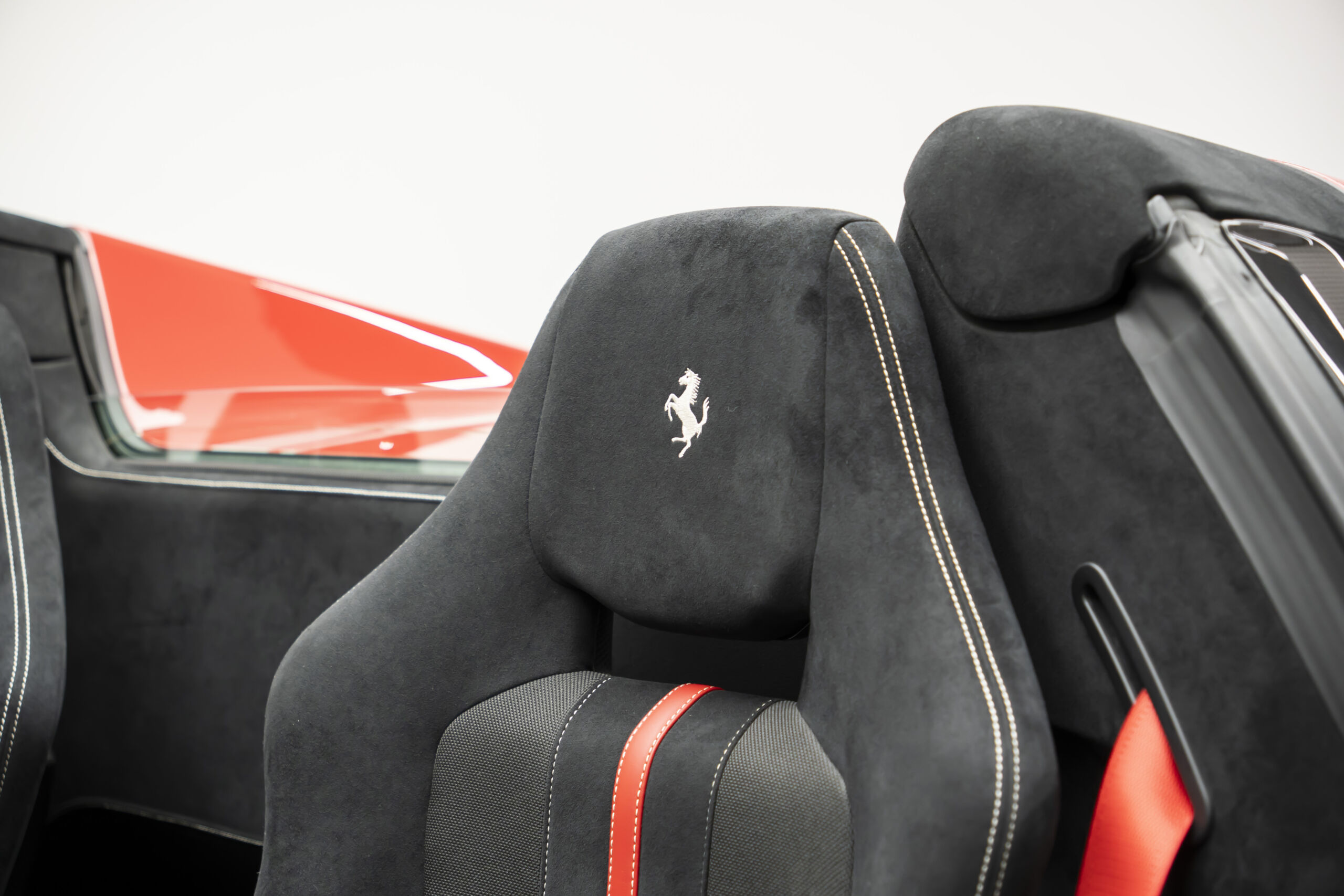 
								Collector Grade 2021 Ferrari 488 Pista Spider full									