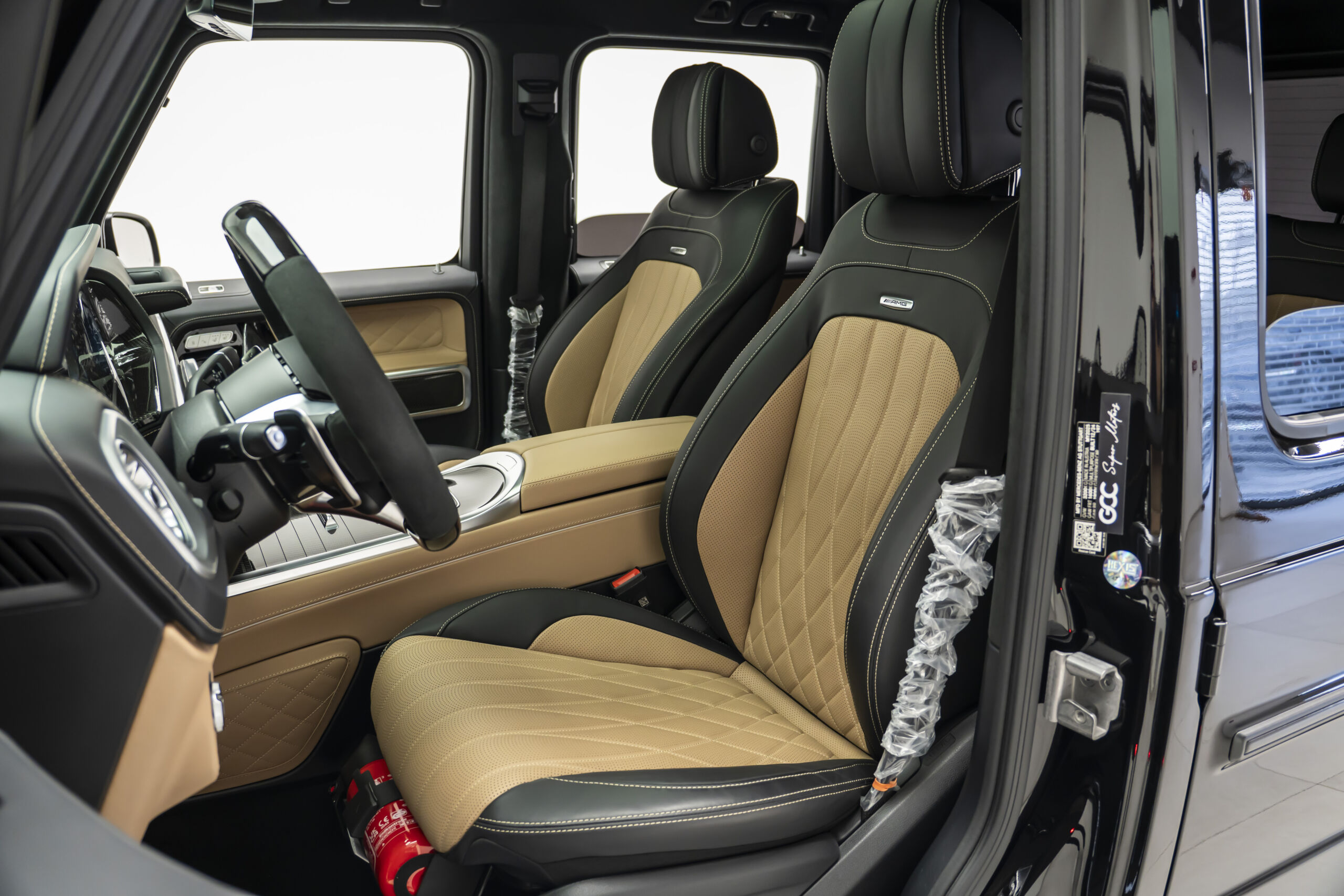 
								2025 Mercedes AMG G63 Exclusive Manufaktur full									
