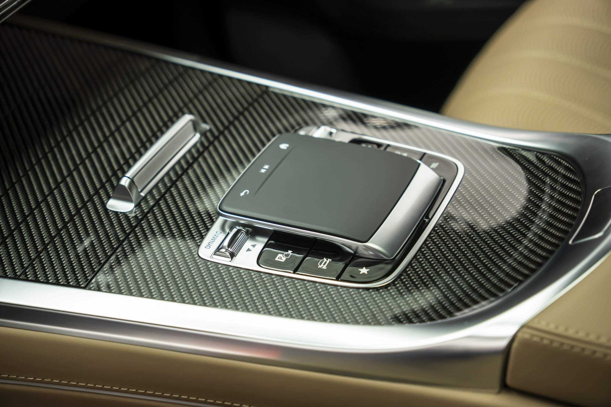 
								2025 Mercedes AMG G63 Exclusive Manufaktur full									