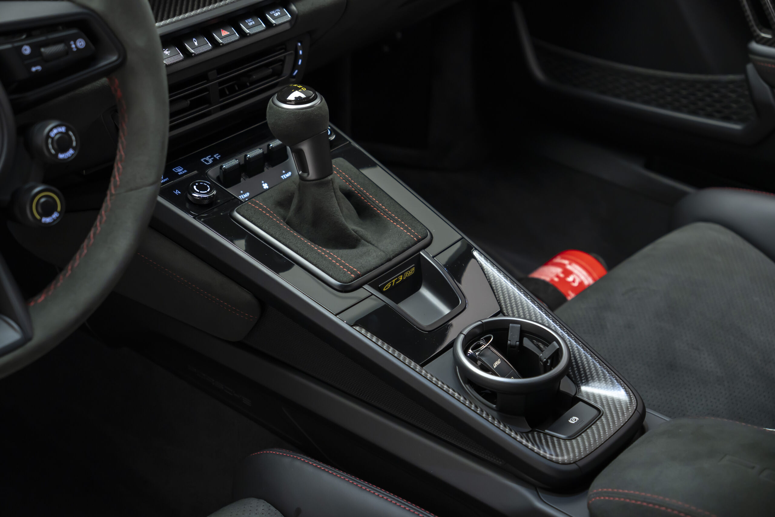 
								2023 Porsche 911 GT3 RS Weissach Race Pack full									