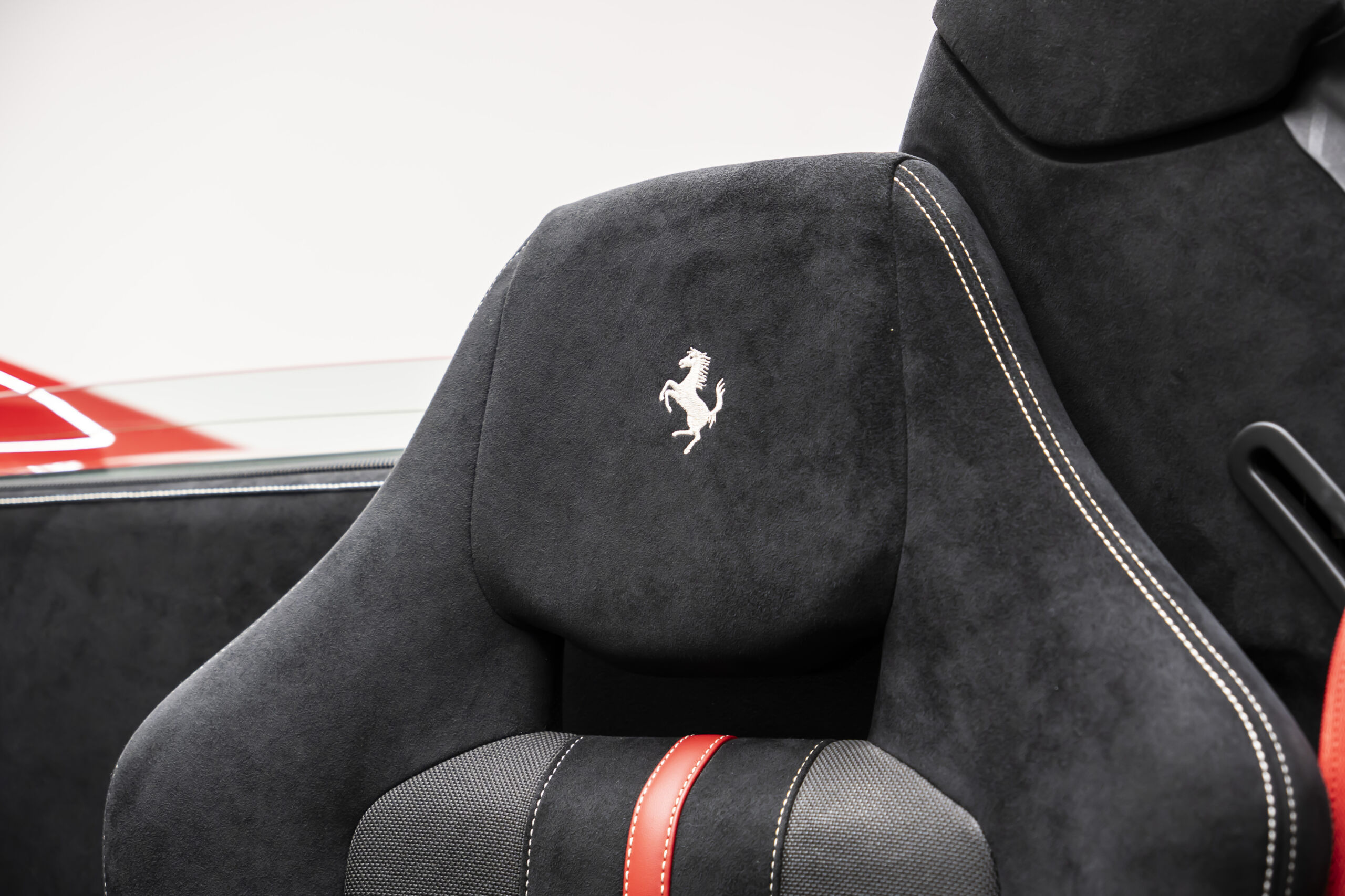 
								Collector Grade 2021 Ferrari 488 Pista Spider full									