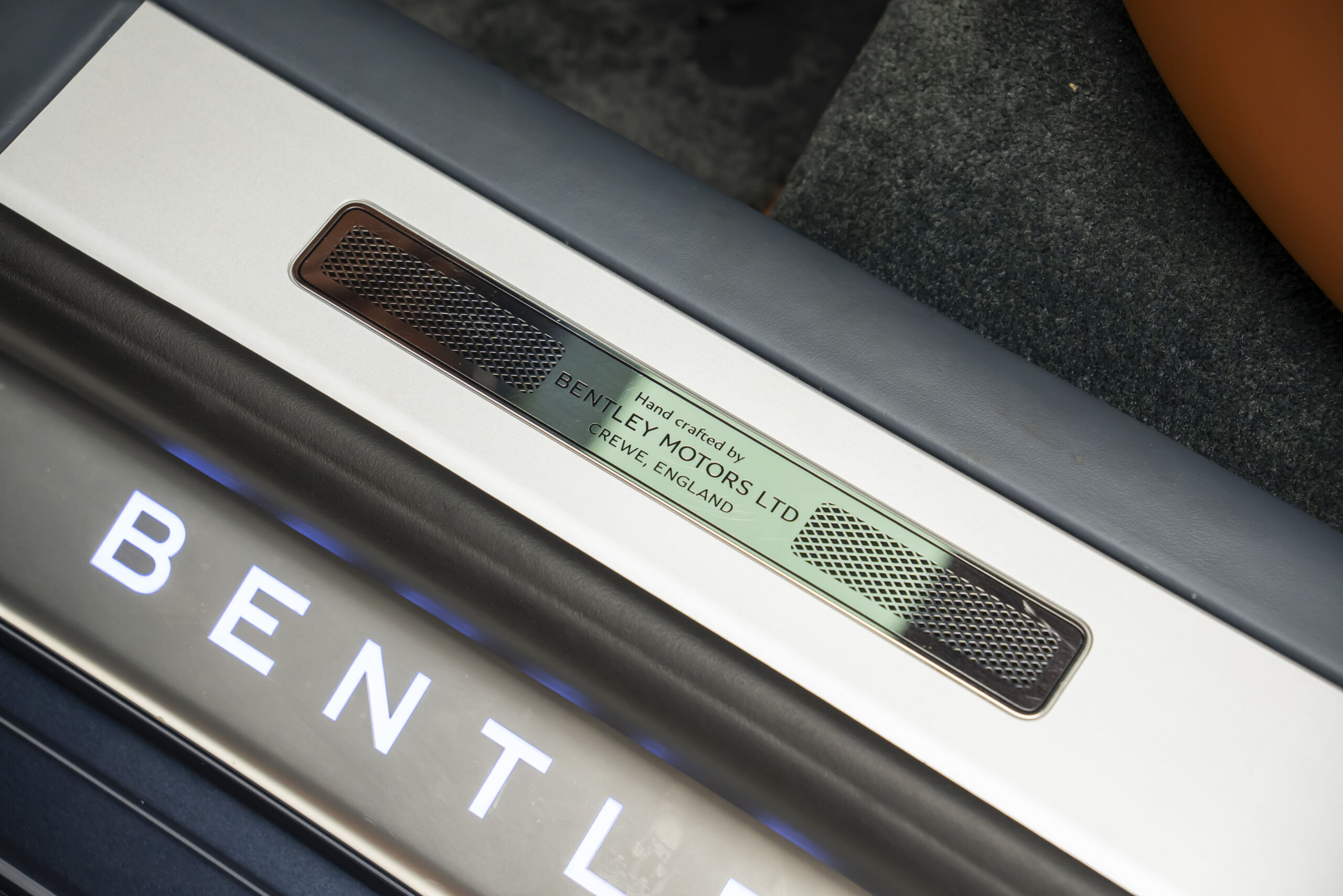 
								2022 Bentley Flying Spur Mulliner W12 full									