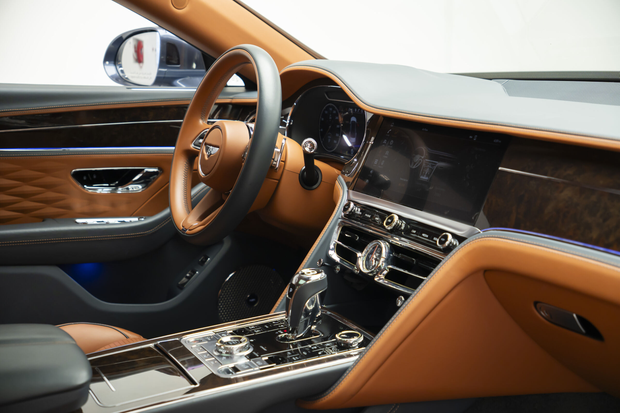 
								2022 Bentley Flying Spur Mulliner W12 full									