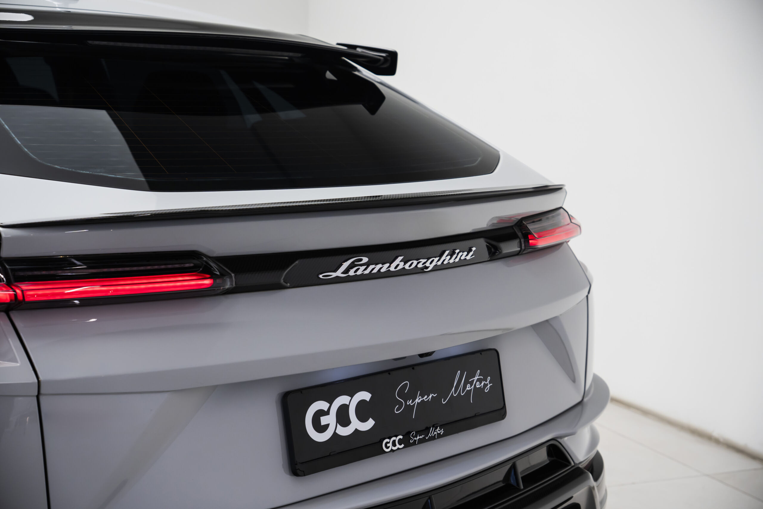 
								2024 Lamborghini Urus Performante full									