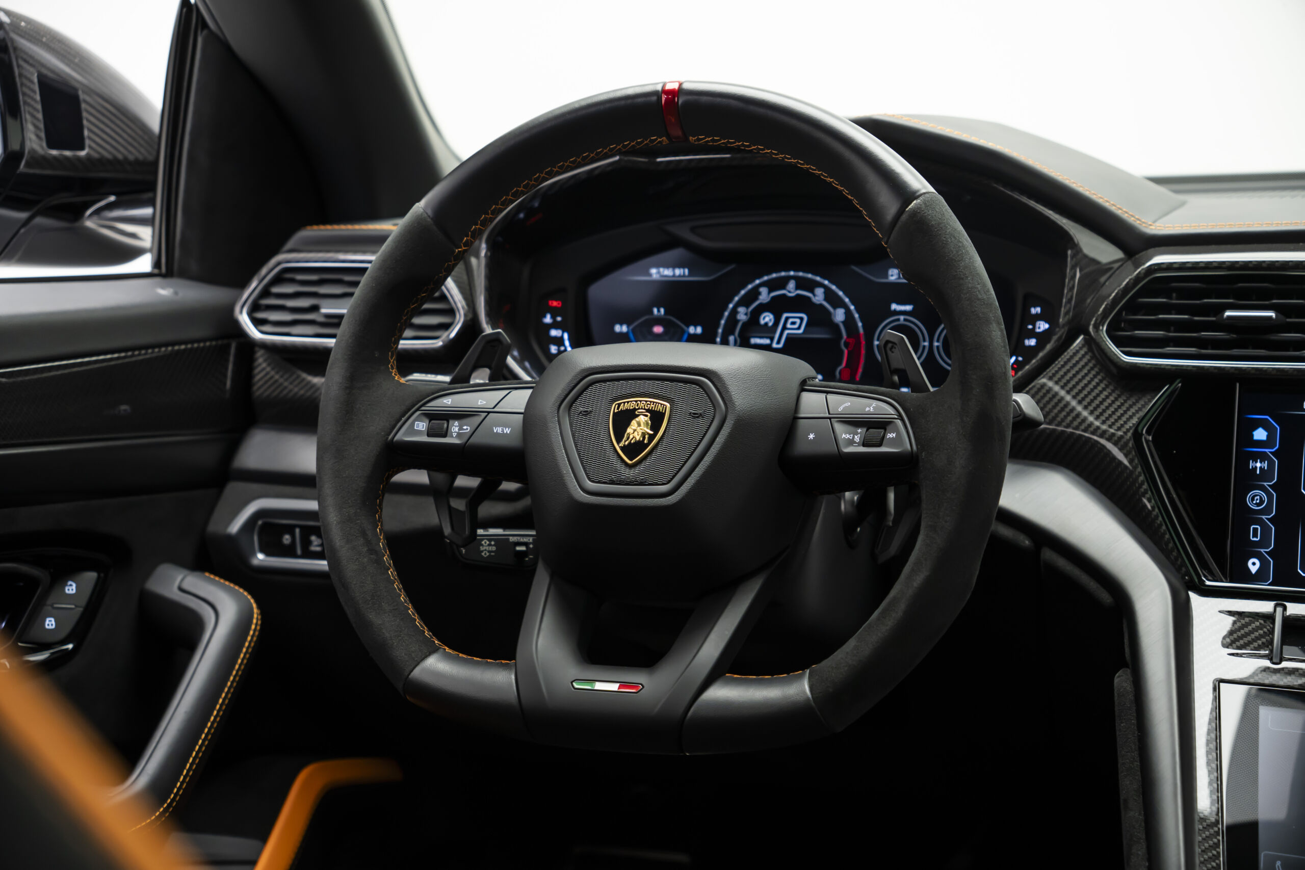 
								2024 Lamborghini Urus Performante full									