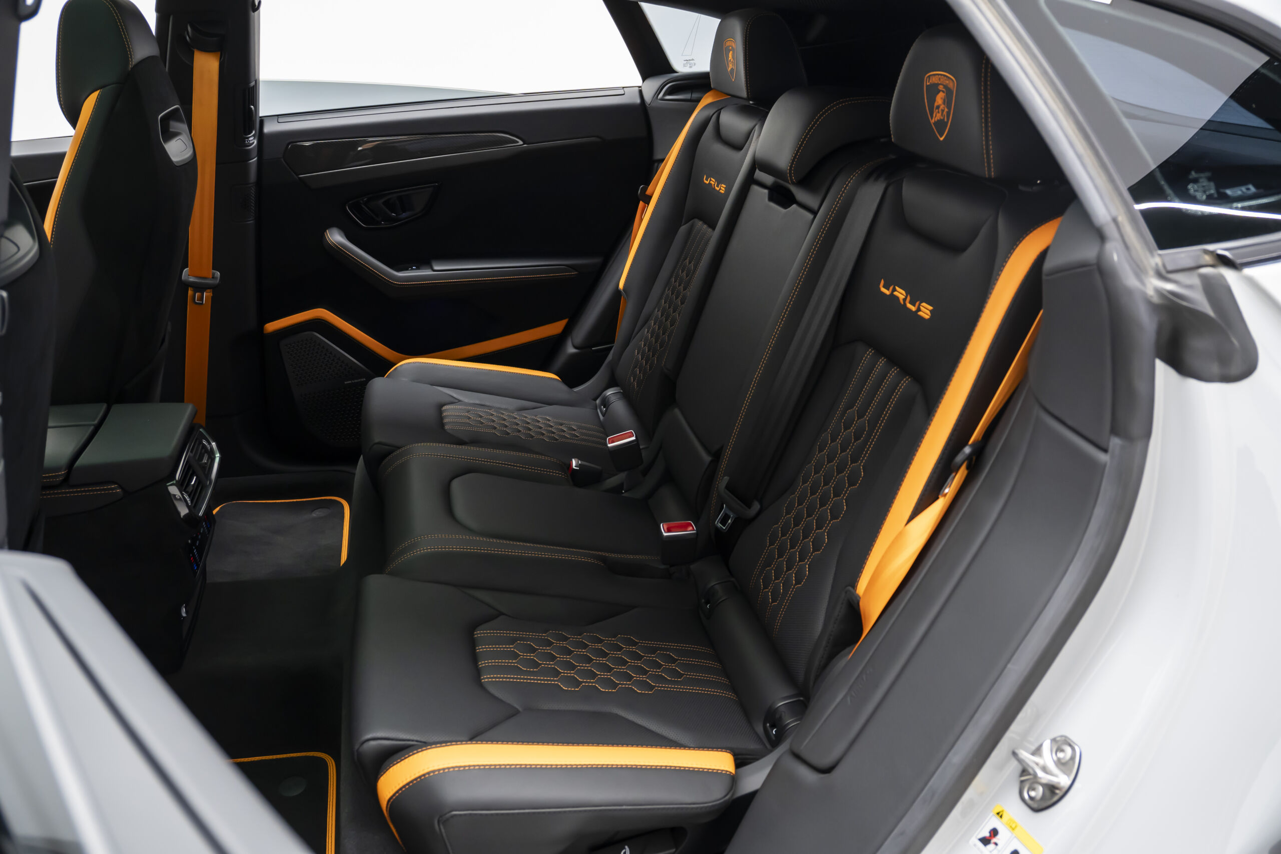 
								2024 Lamborghini Urus Performante full									
