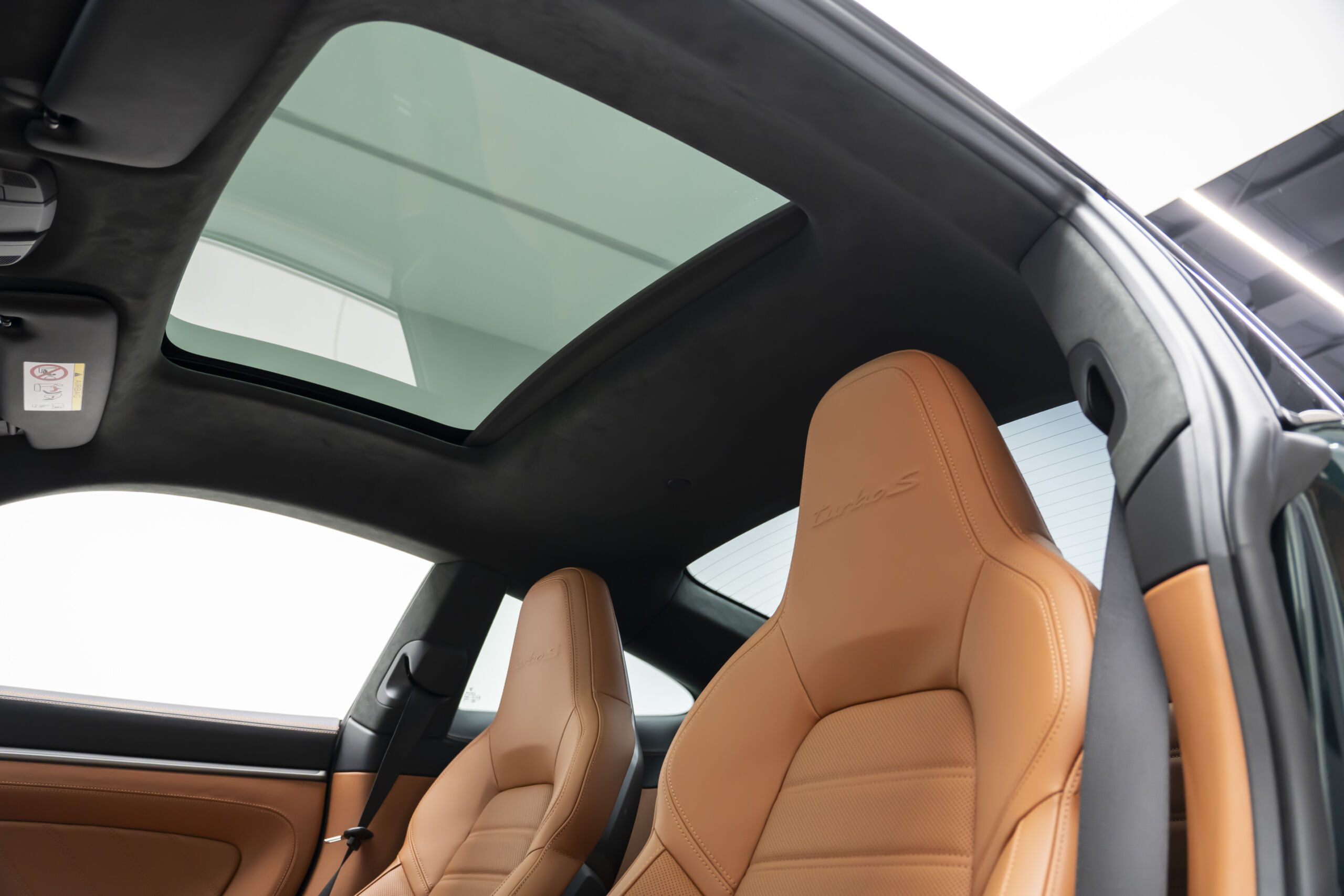 
								2026 Porsche 911 Turbo S Coupe Exclusive Manufaktur full									