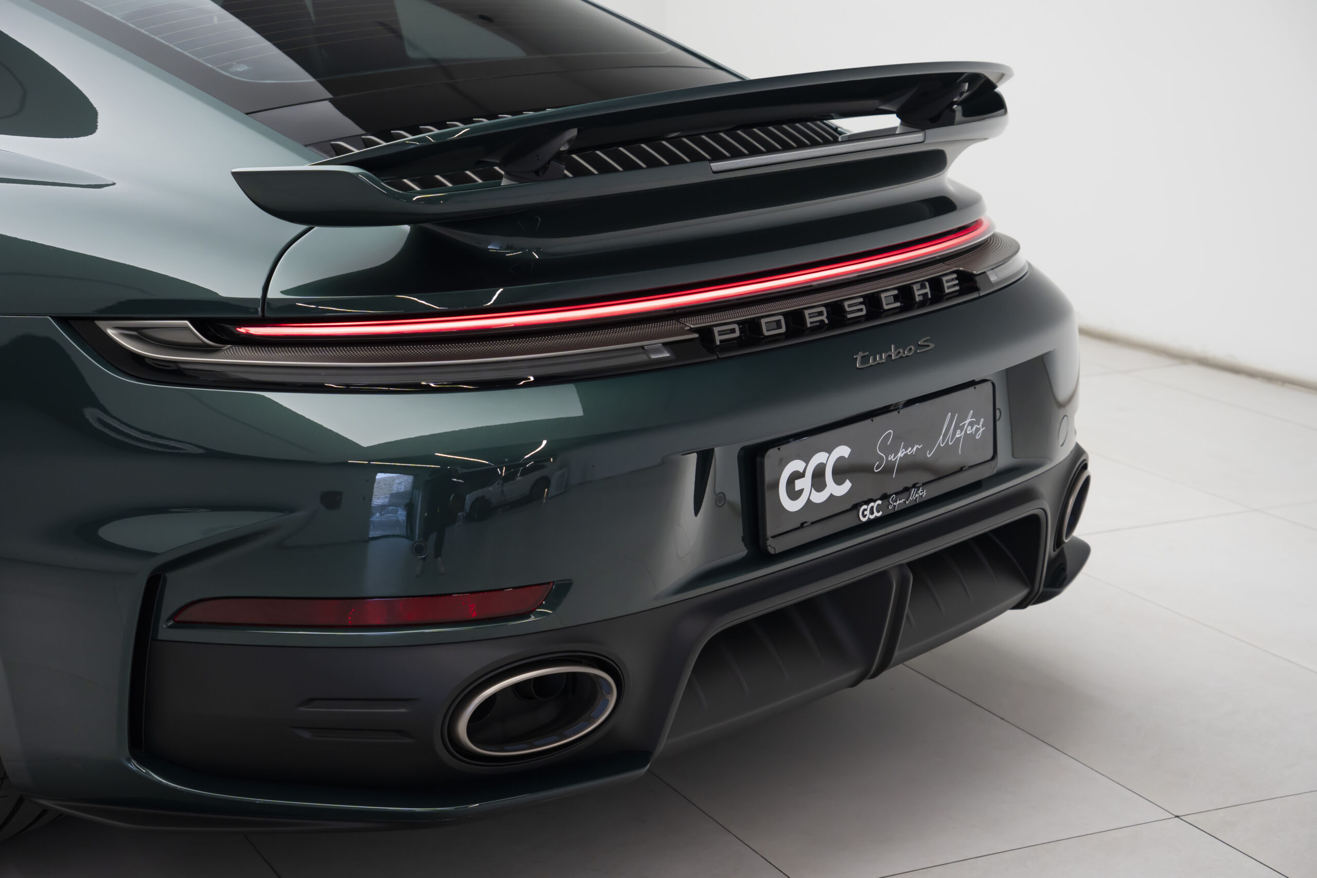 
								2026 Porsche 911 Turbo S Coupe Exclusive Manufaktur full									