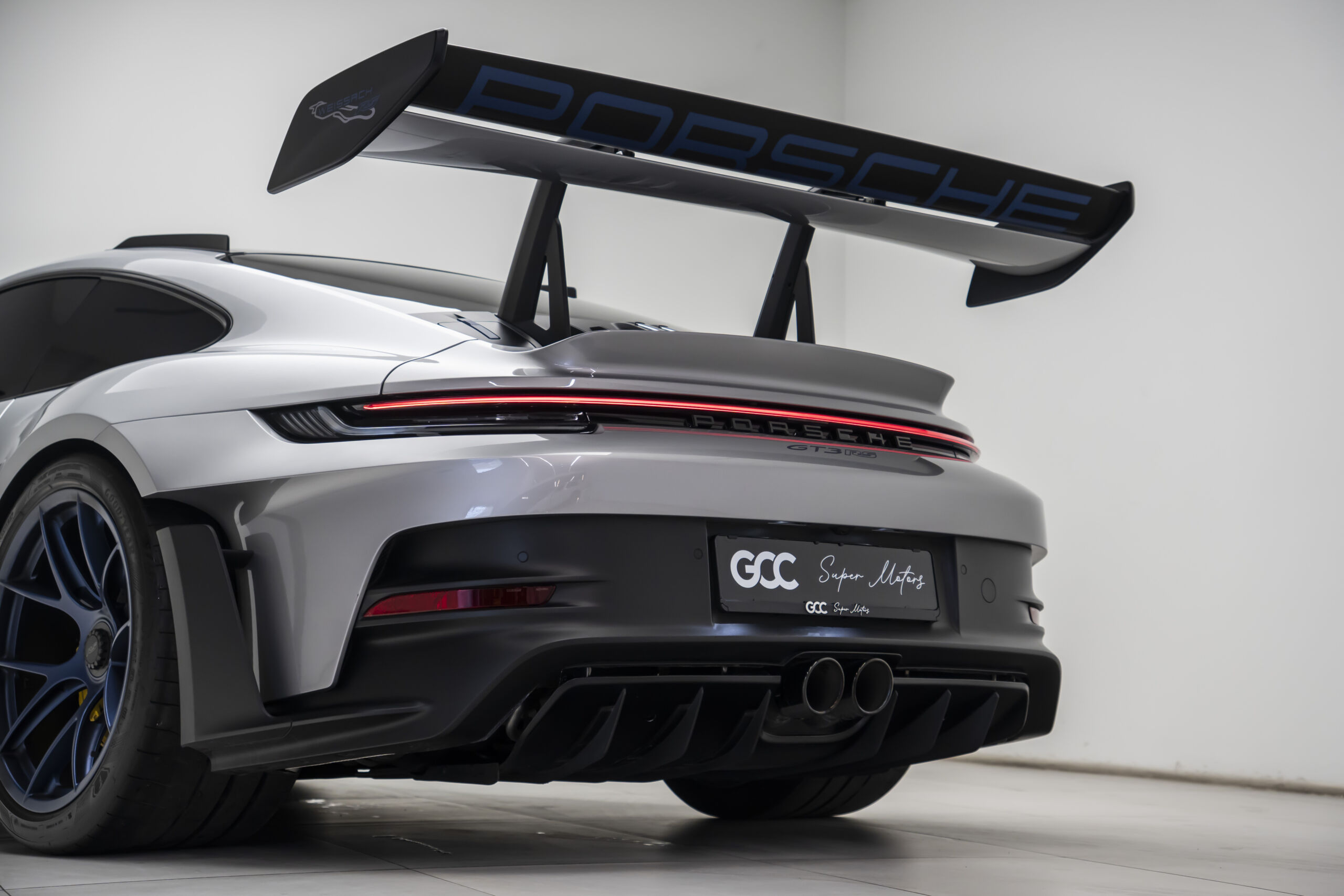 
								2023 Porsche 911 GT3 RS Weissach full									