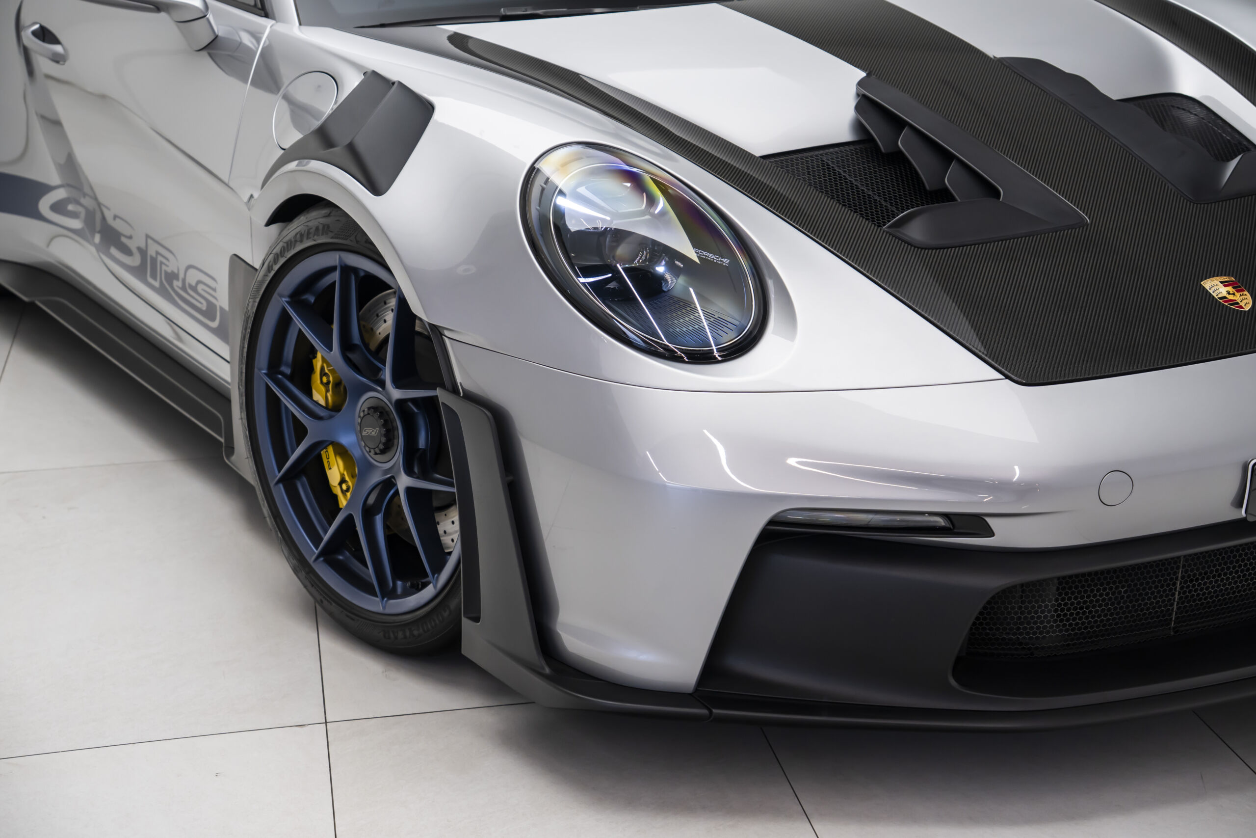 
								2023 Porsche 911 GT3 RS Weissach full									