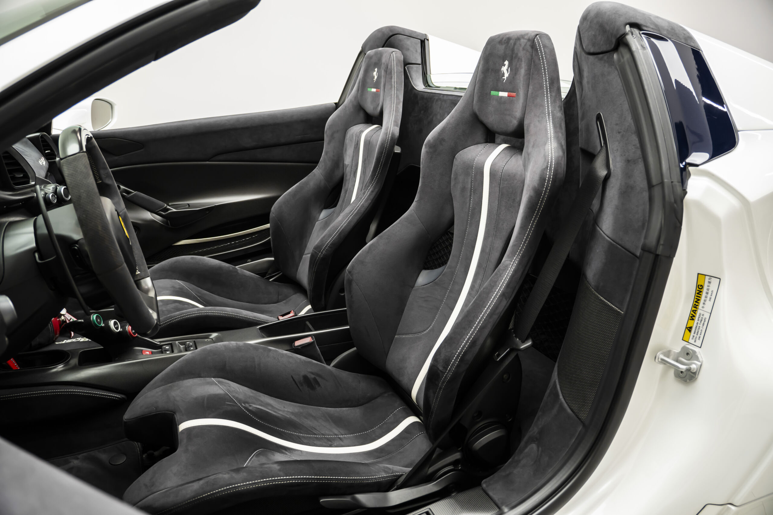 
								2020 Ferrari 488 Pista Aperta Atelier full									