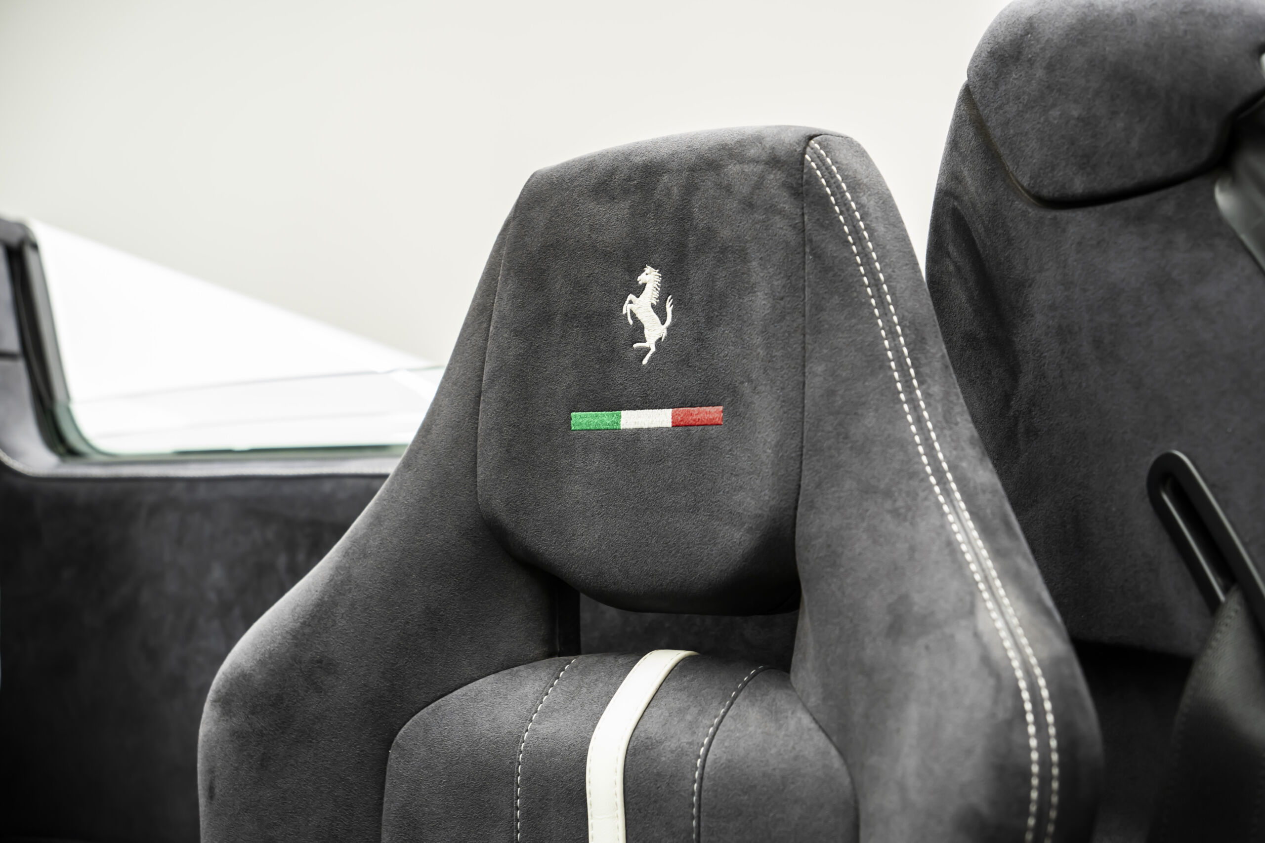 
								2020 Ferrari 488 Pista Aperta Atelier full									