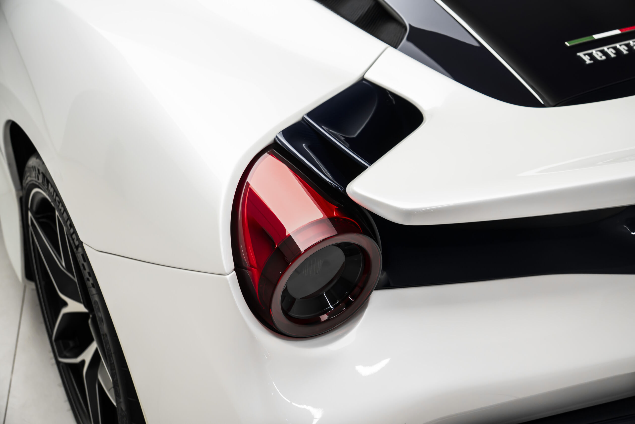 
								2020 Ferrari 488 Pista Aperta Atelier full									