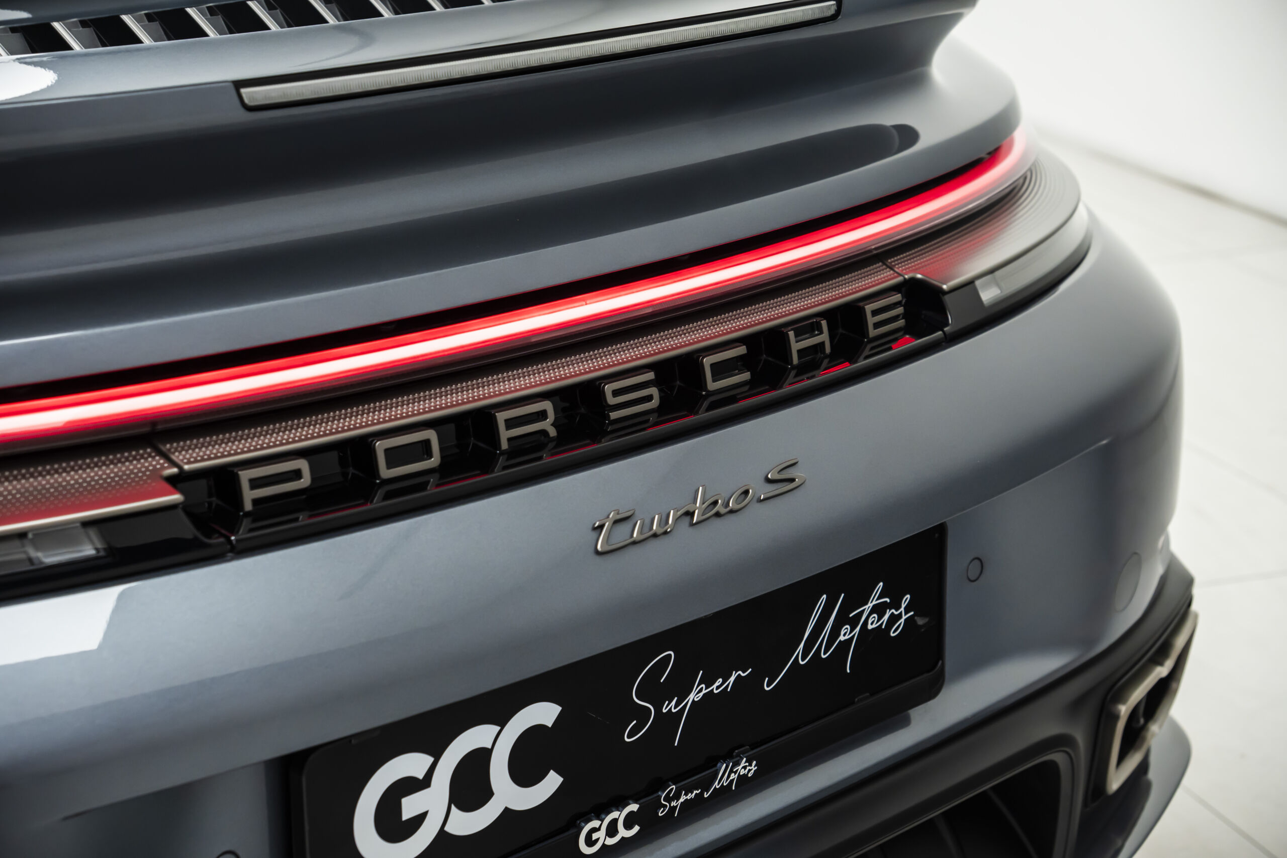 
								2026 Porsche 911 Turbo S Coupe full									