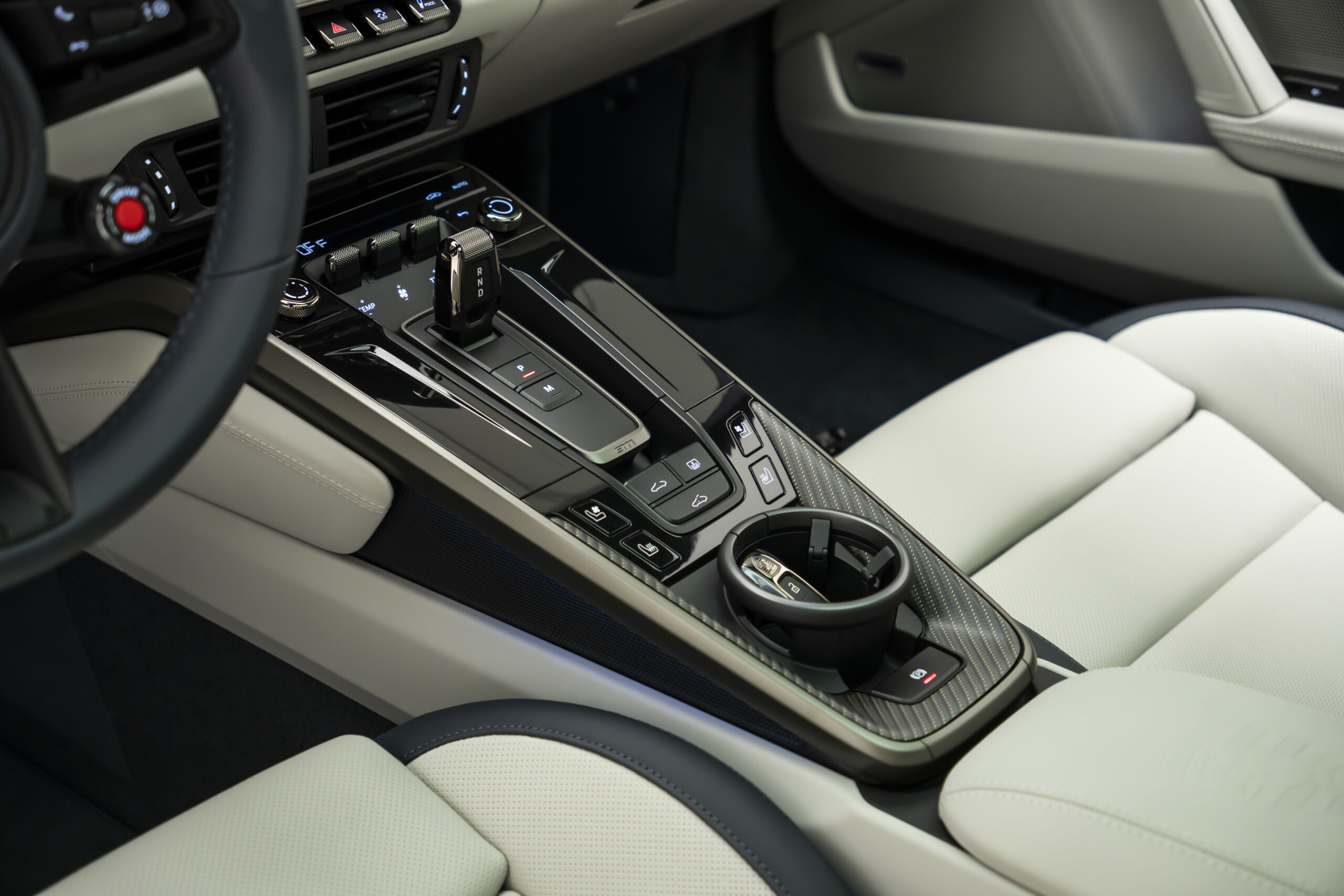 
								2026 Porsche 911 Turbo S Coupe full									