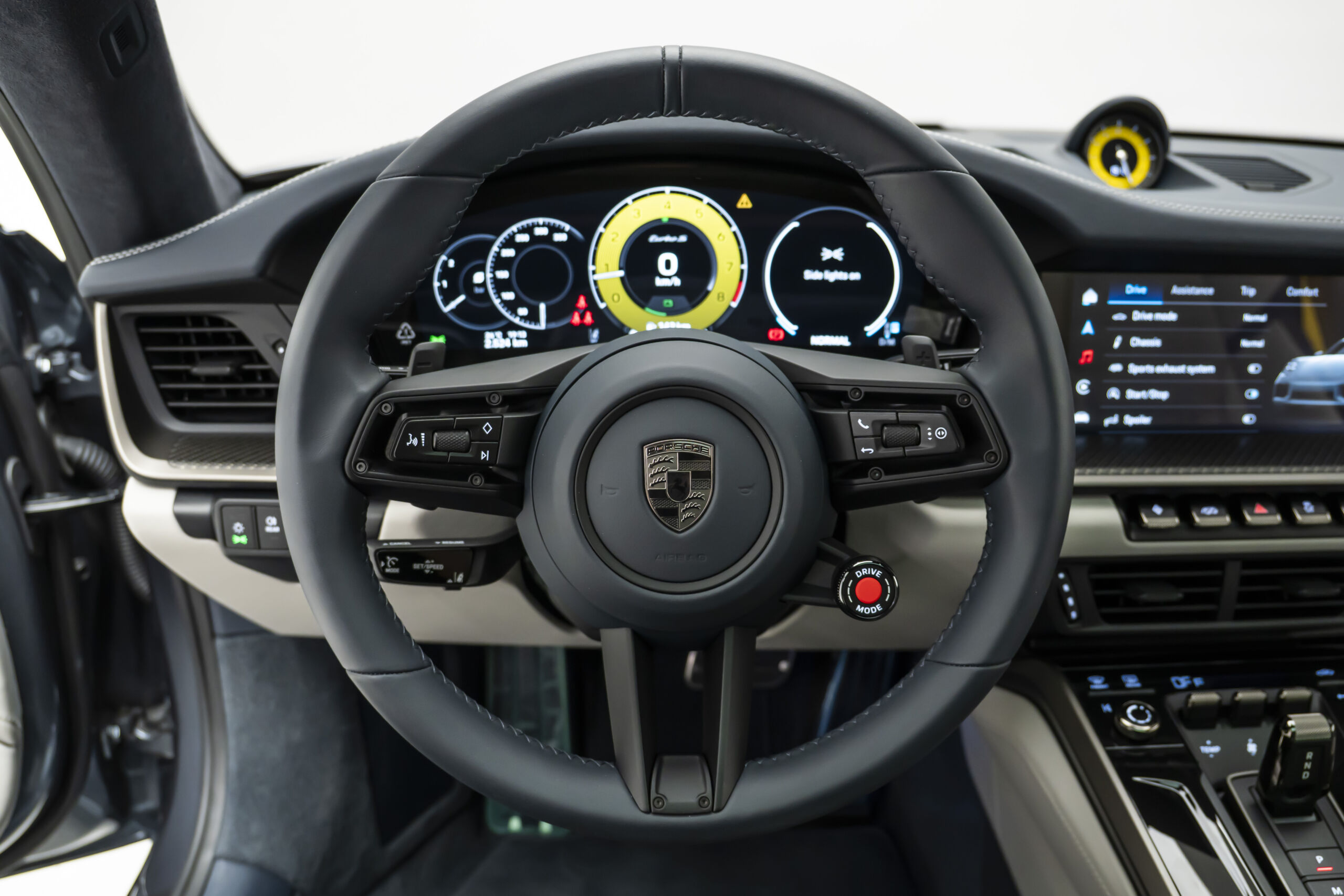 
								2026 Porsche 911 Turbo S Coupe full									