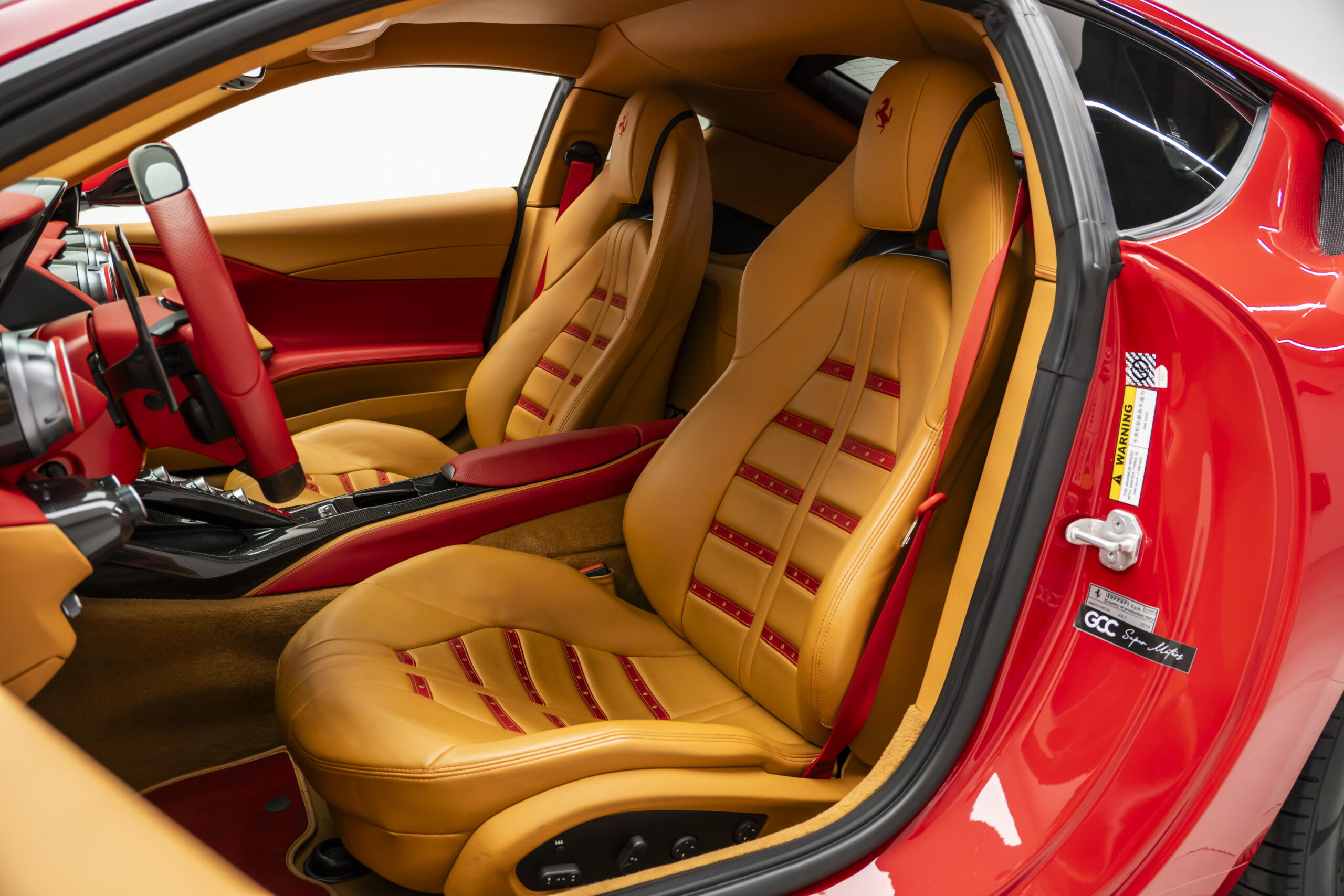
								2019 Ferrari 812 Superfast full									