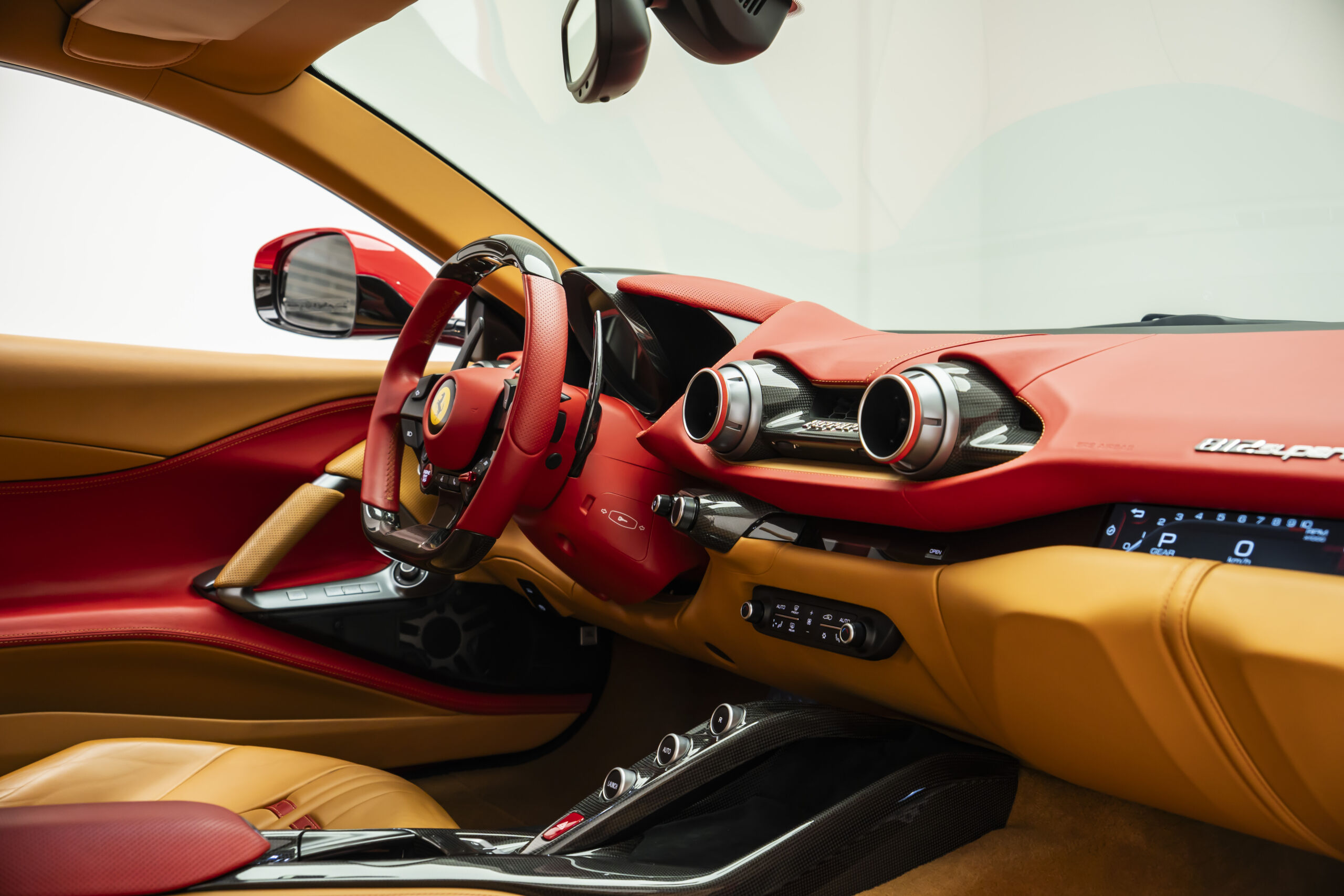 
								2019 Ferrari 812 Superfast full									