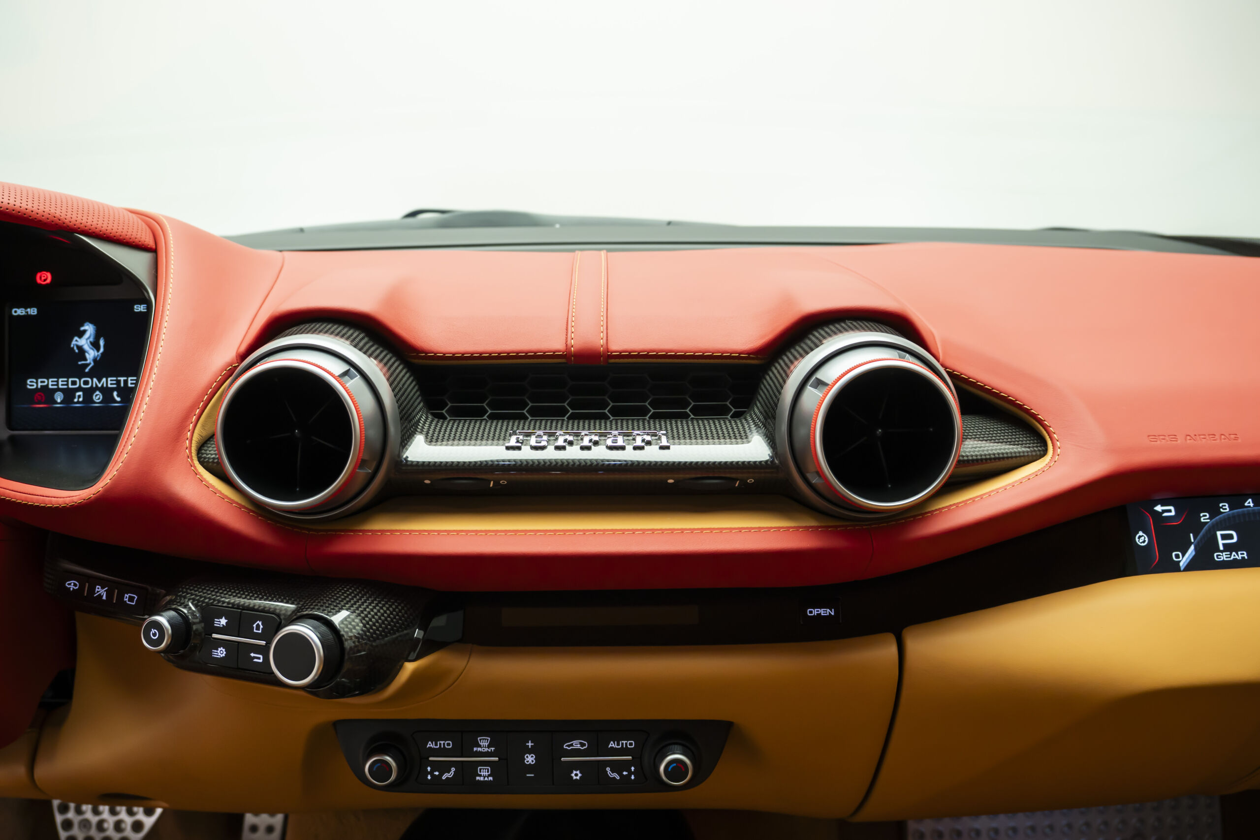 
								2019 Ferrari 812 Superfast full									