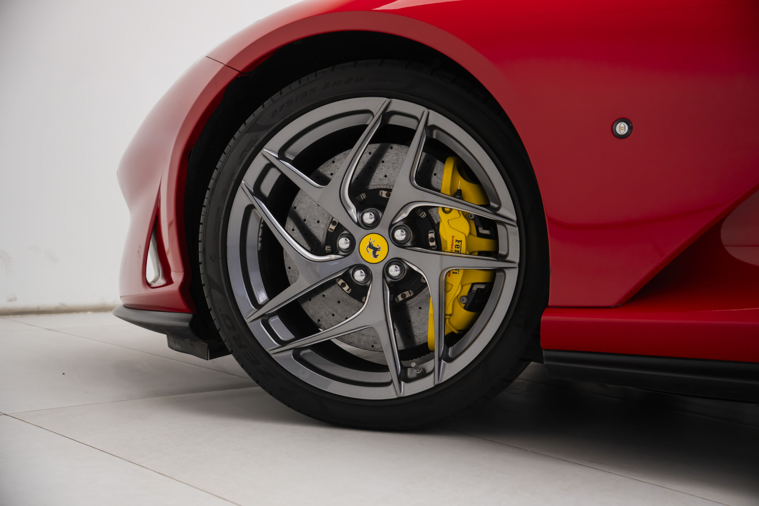 
								2018 Ferrari 812 Superfast full									