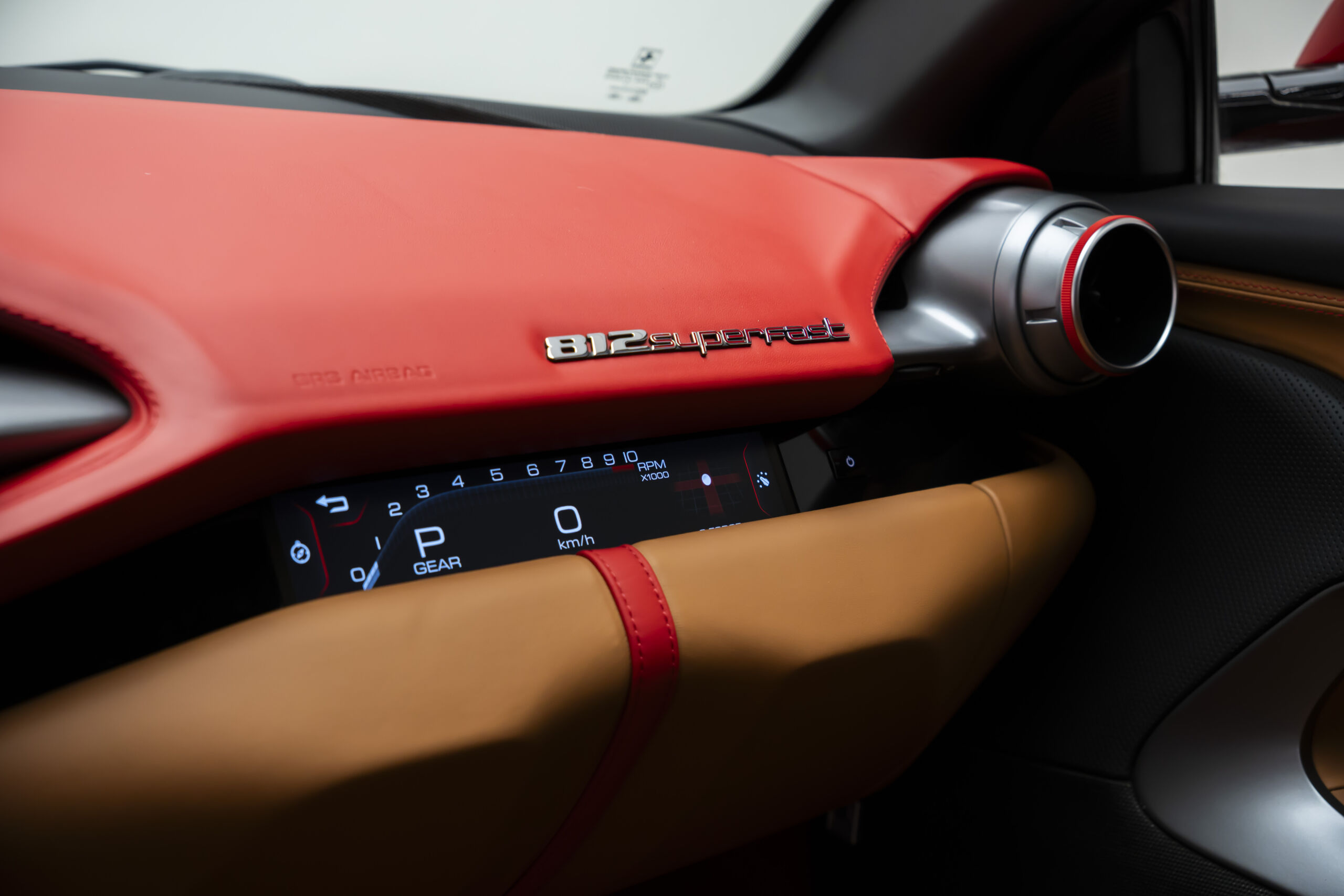 
								2018 Ferrari 812 Superfast full									
