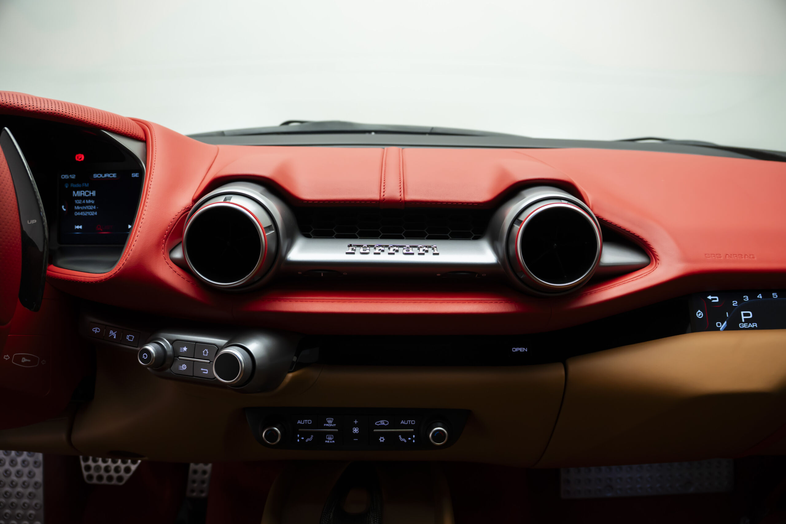 
								2018 Ferrari 812 Superfast full									